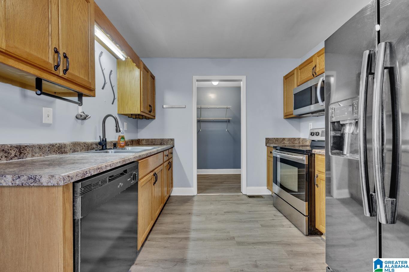 370 RIVER OAK TRAIL