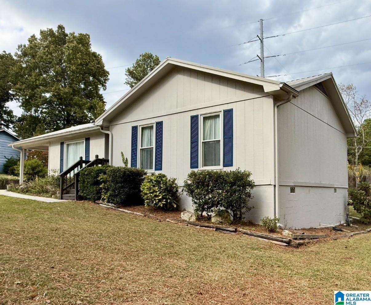2425 GLENMORE COURT