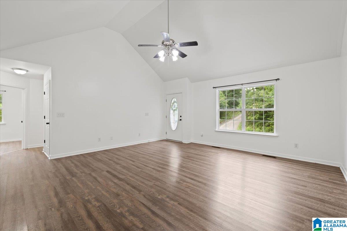 1095 DEANS FERRY ROAD