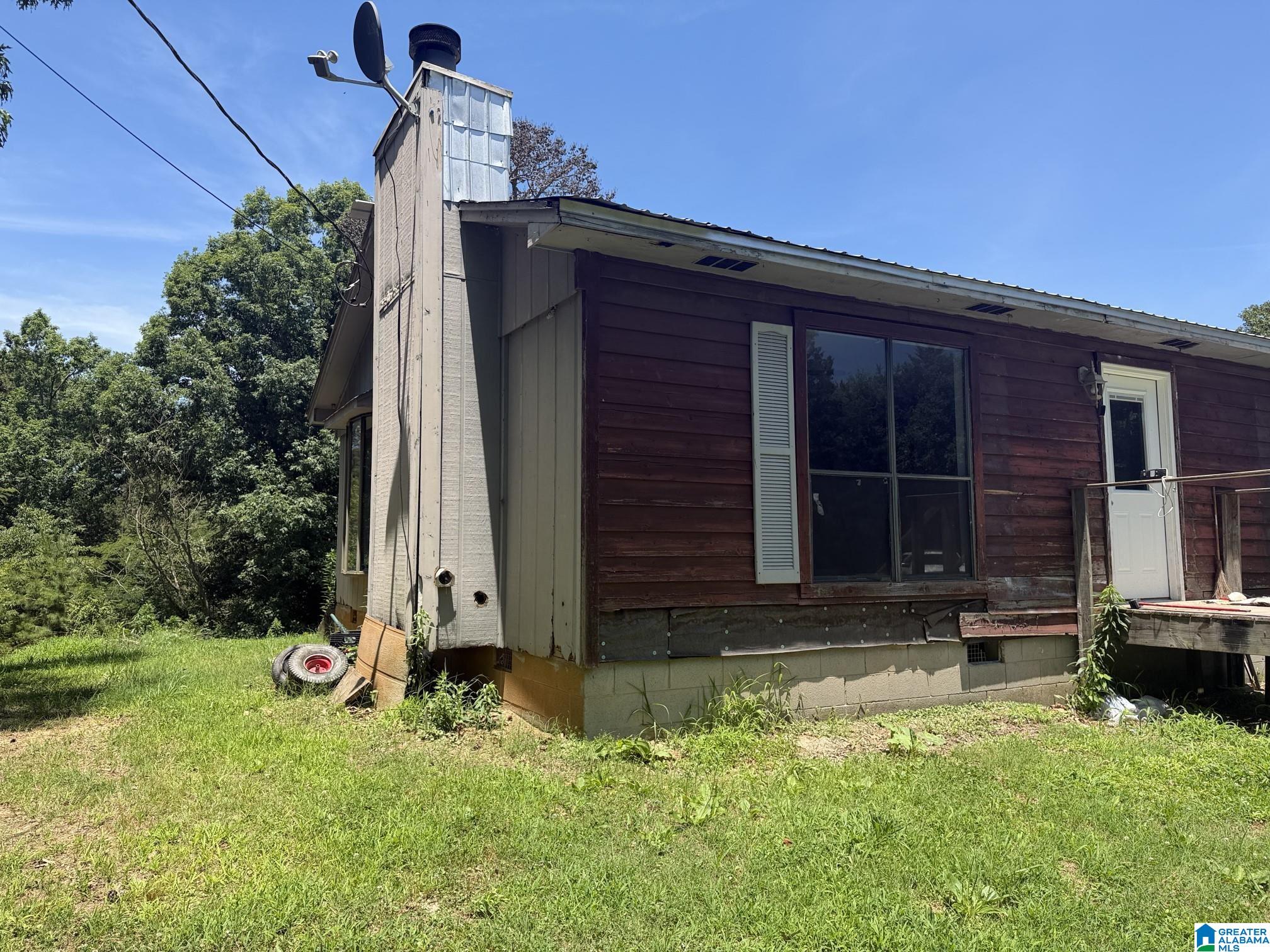 3545 ROSE HILL DRIVE