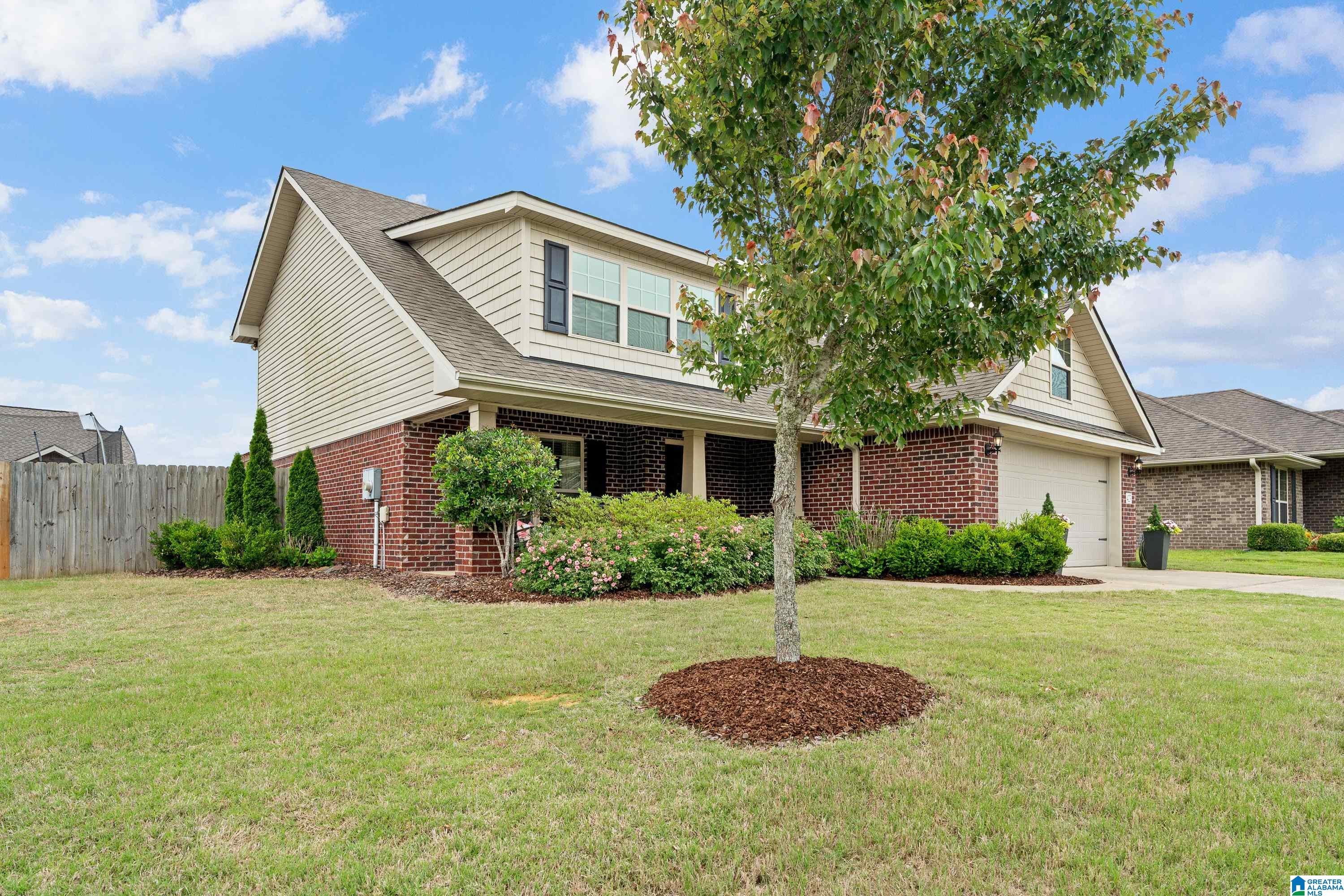 423 N RIVER CREST DRIVE