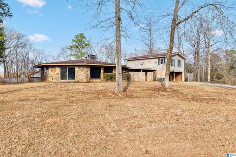 146 N 4TH AVENUE CENTREVILLE AL 35042