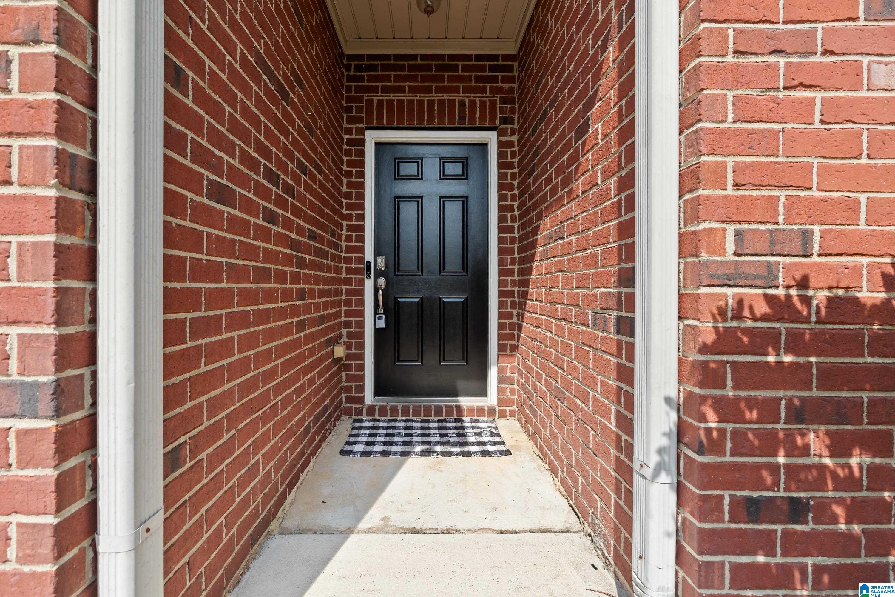 6176 EDGEFIELD LANE