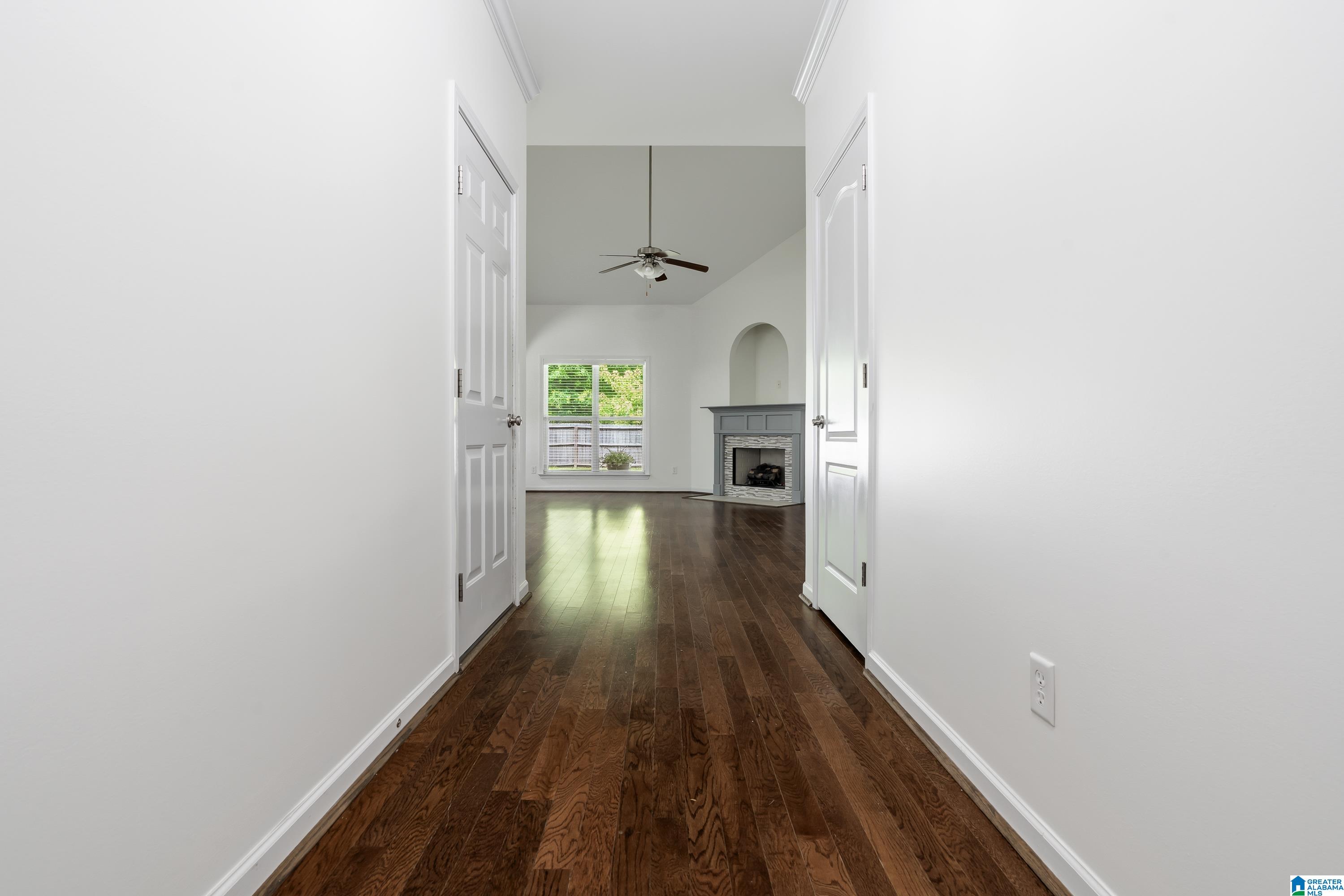 6176 EDGEFIELD LANE