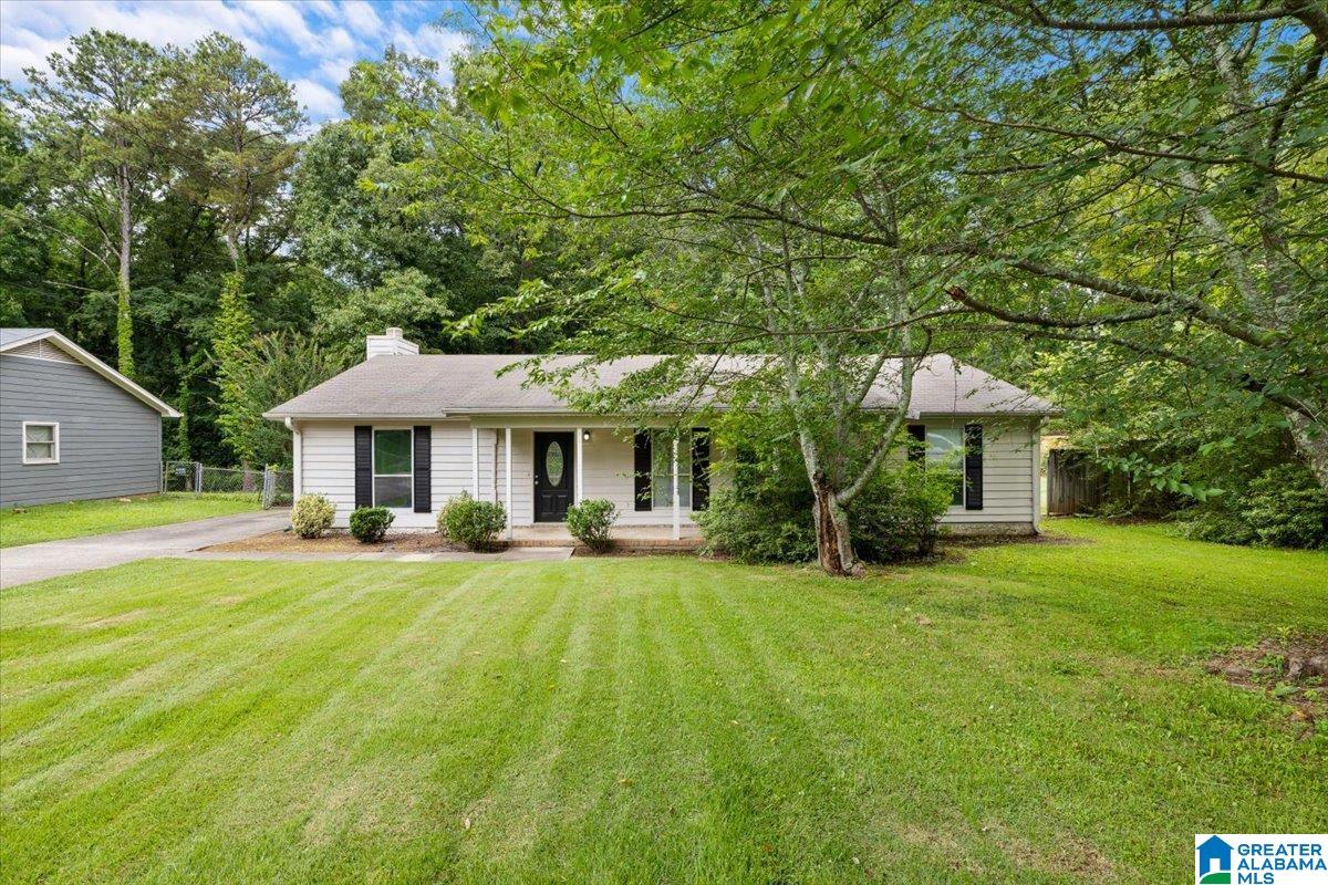 Photo 1 of 25 — 1932 CARRAWAY STREET, BIRMINGHAM, AL 35235