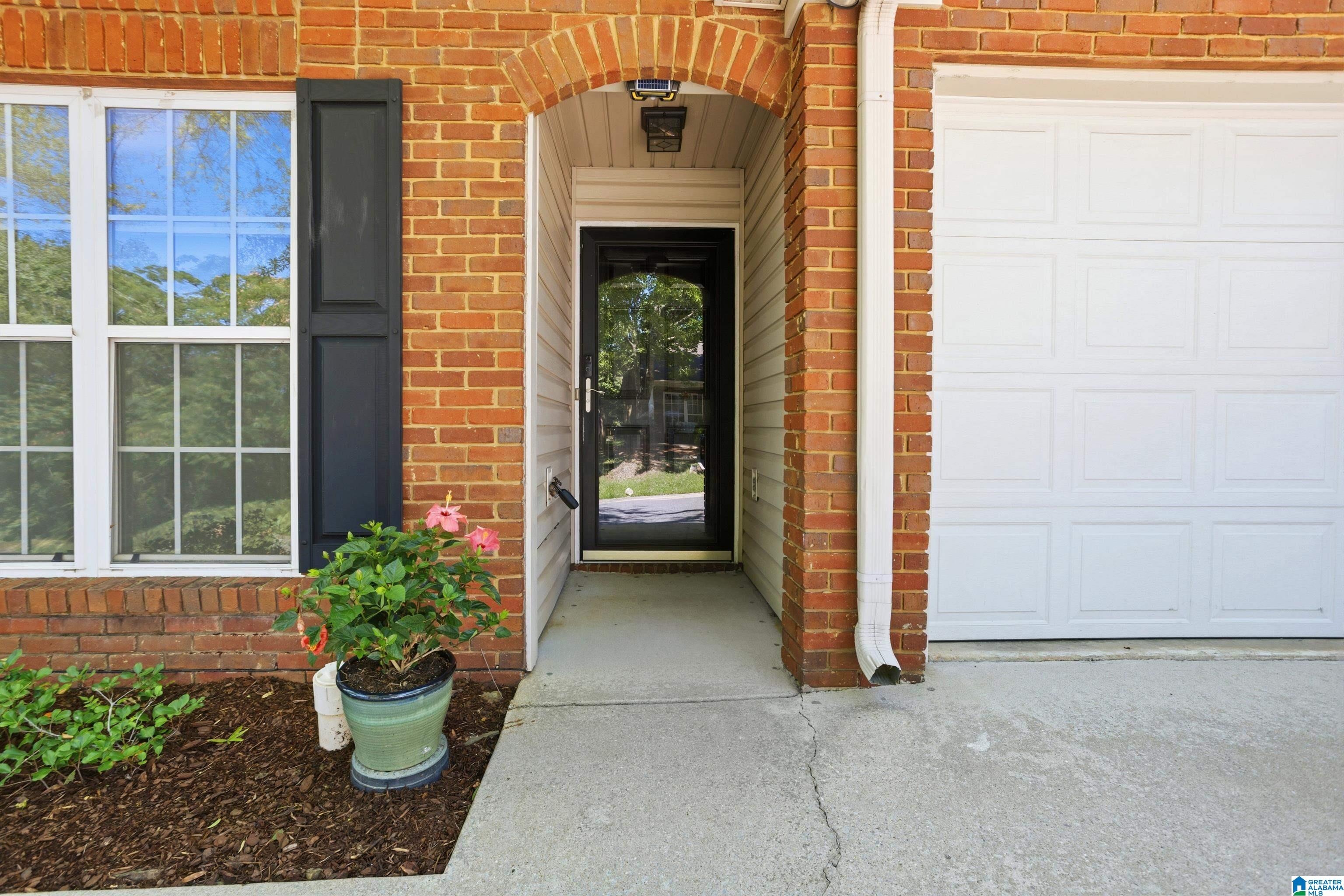 104 HAYESBURY COURT