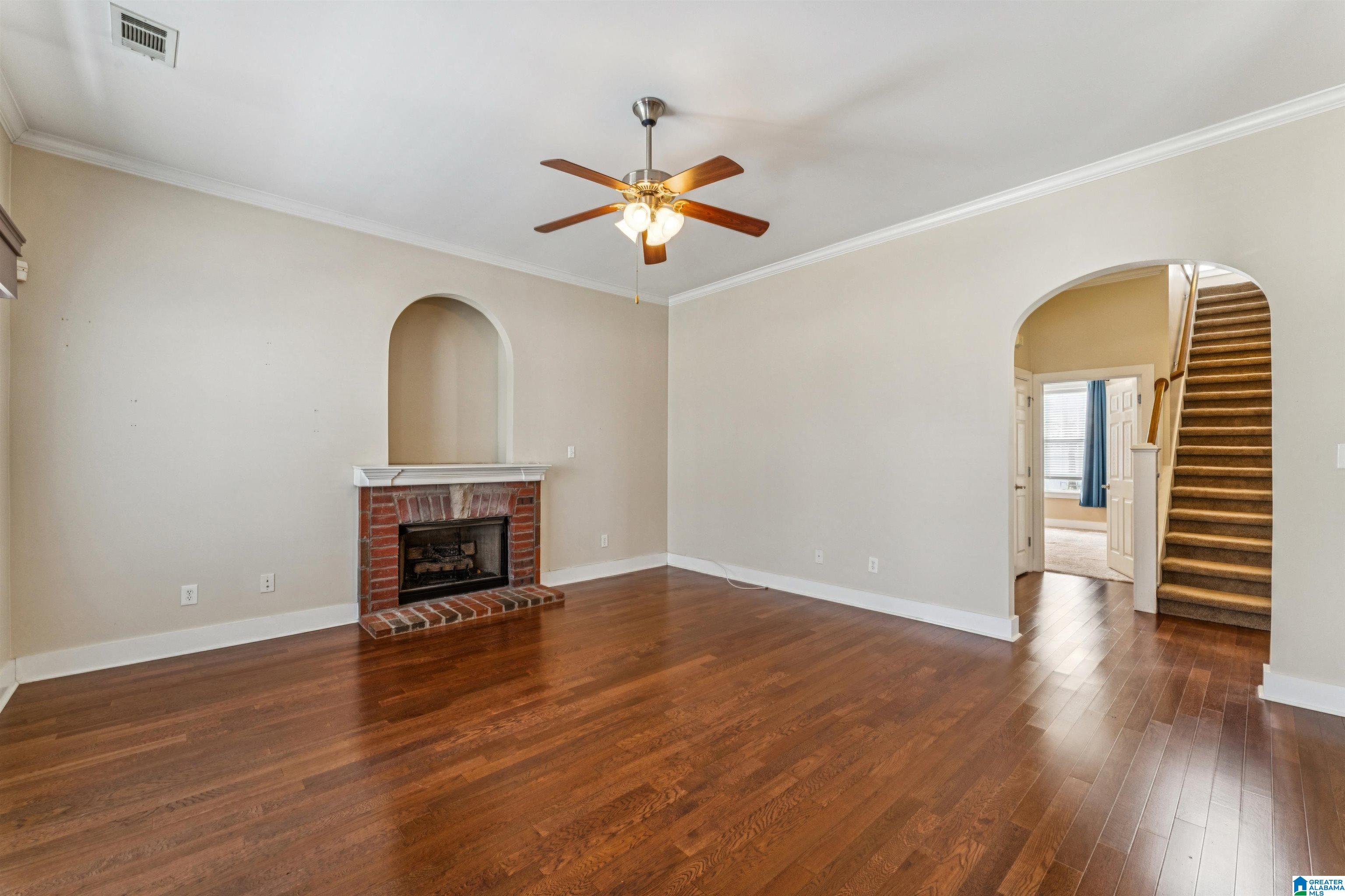 6374 N CLUBVIEW CIRCLE