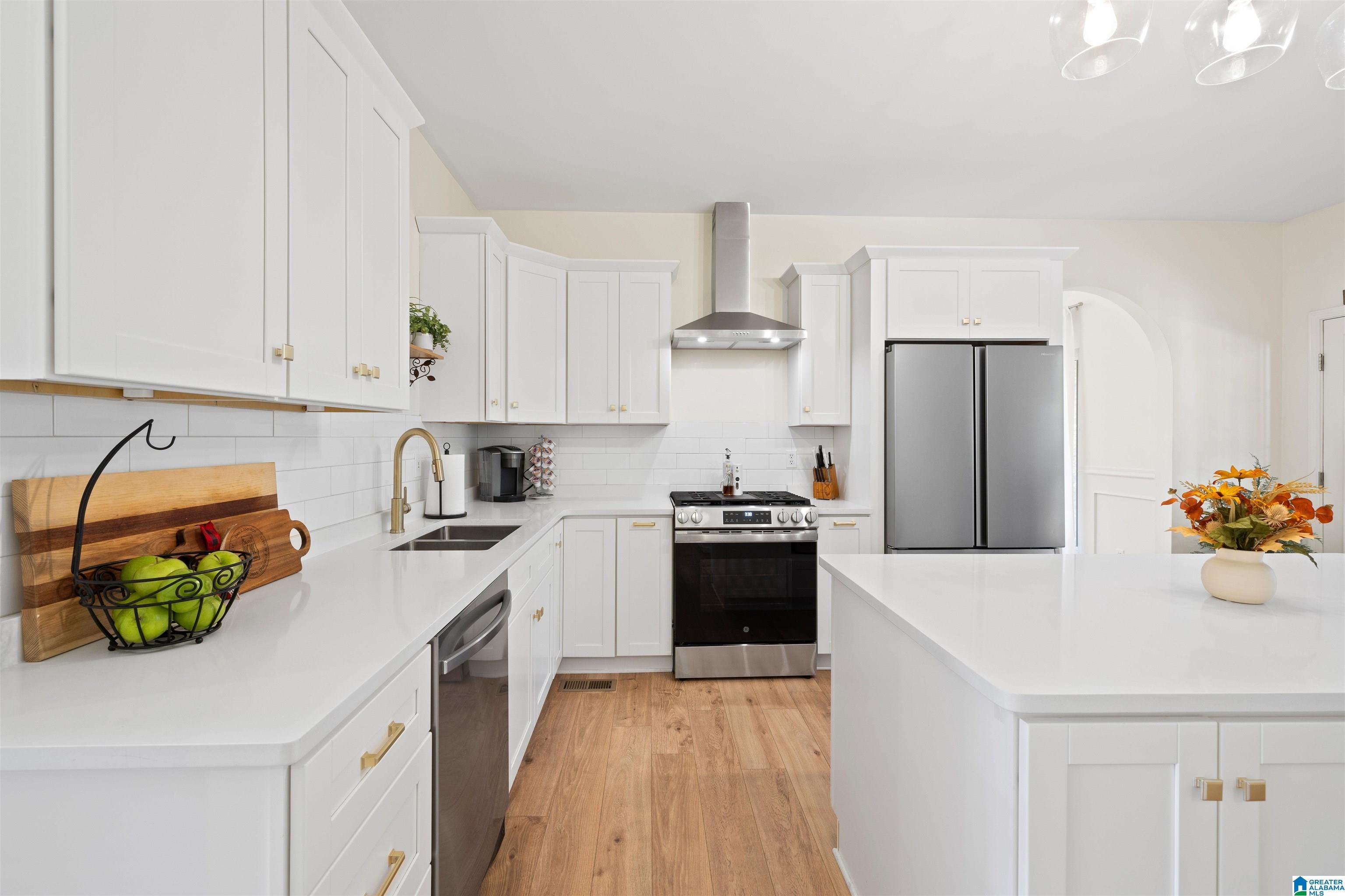 3179 CAHABA PARK DRIVE