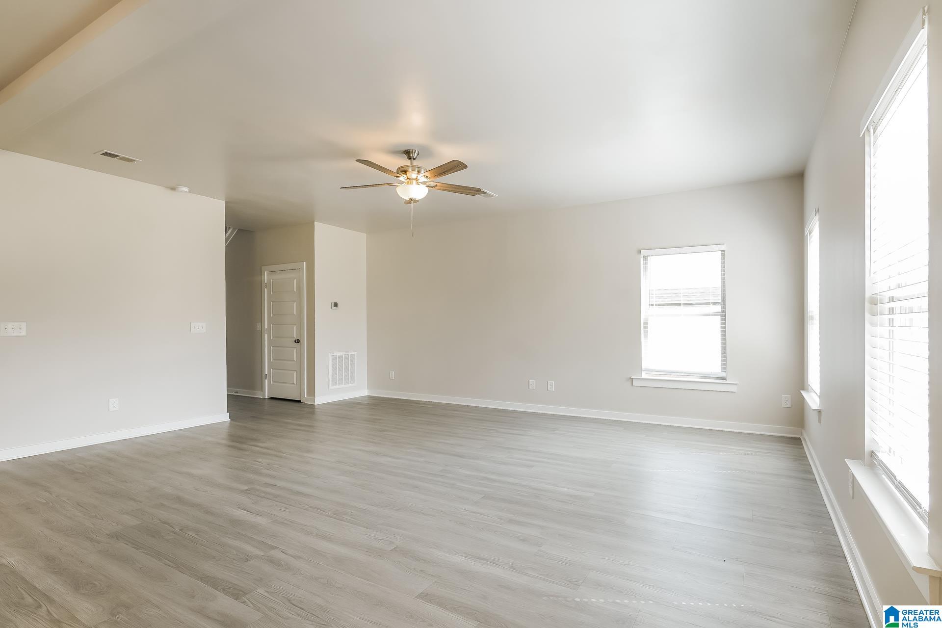 115 RIDGEVIEW CIRCLE