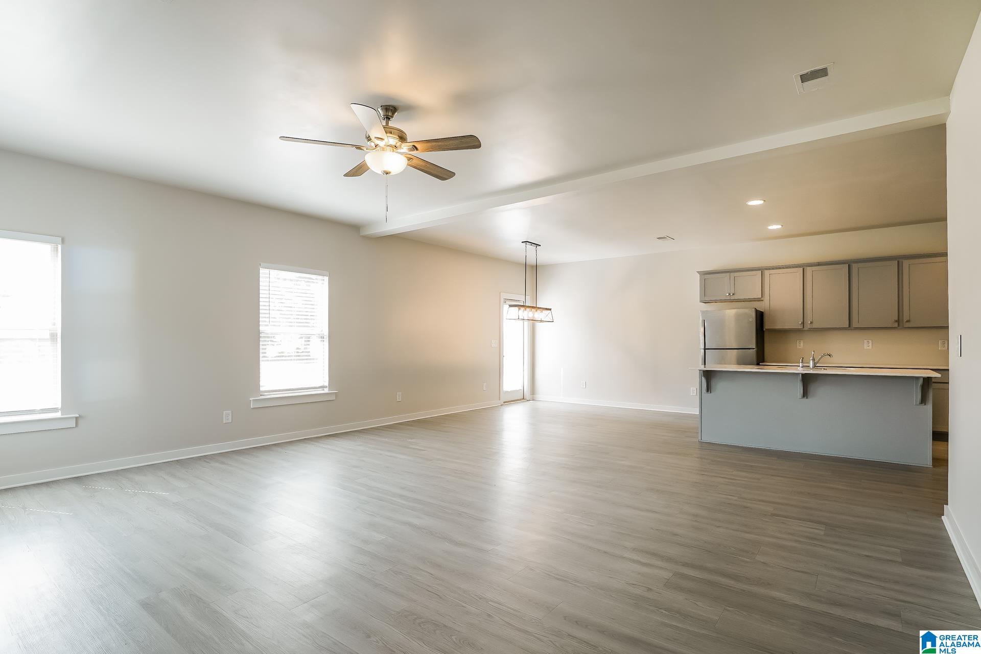 115 RIDGEVIEW CIRCLE