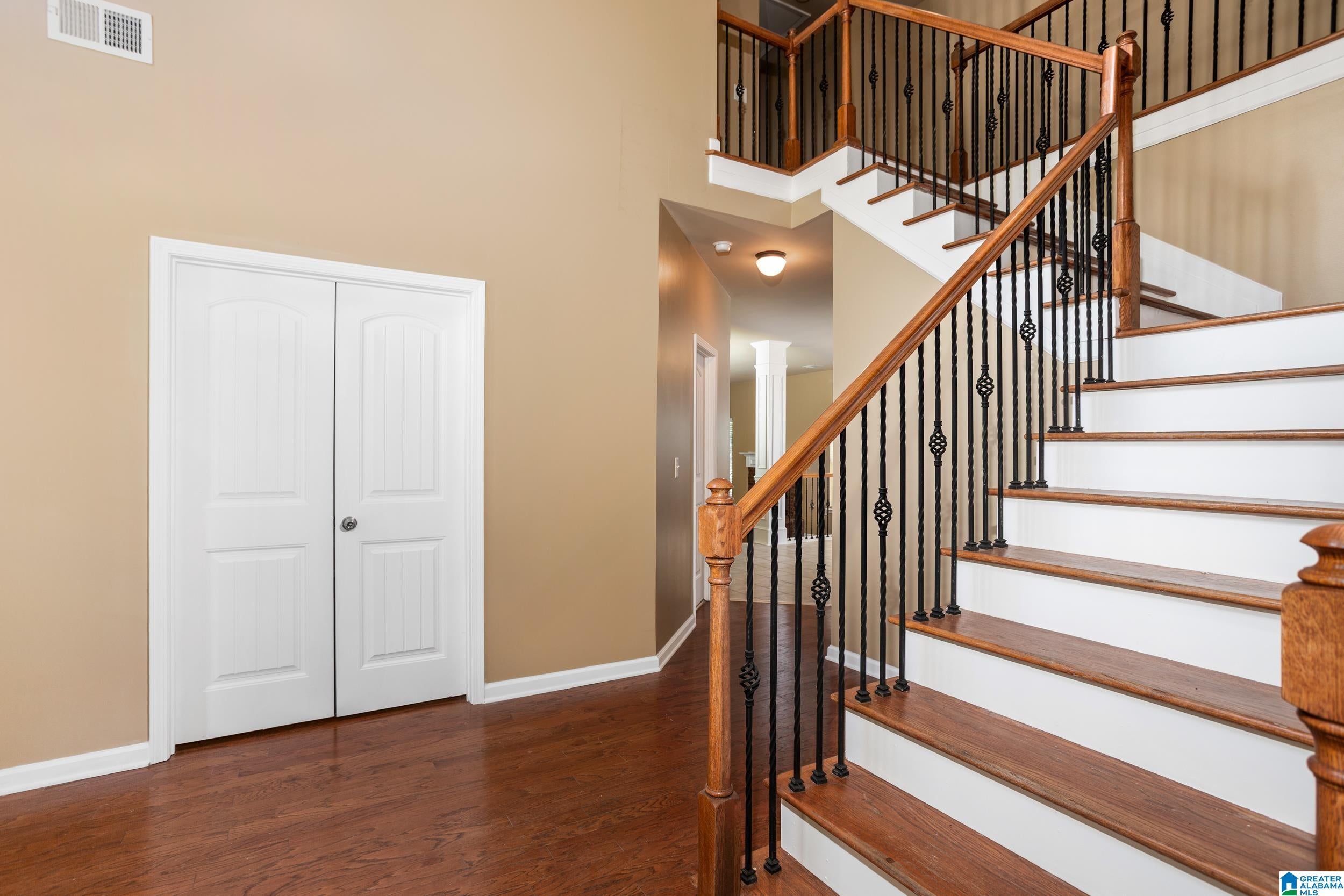 589 YORK IMPERIAL TRAIL
