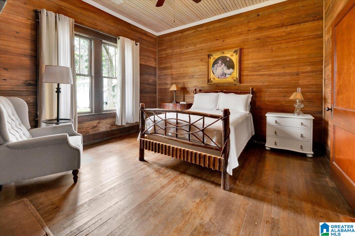 2010 HIGH SCHOOL ROAD