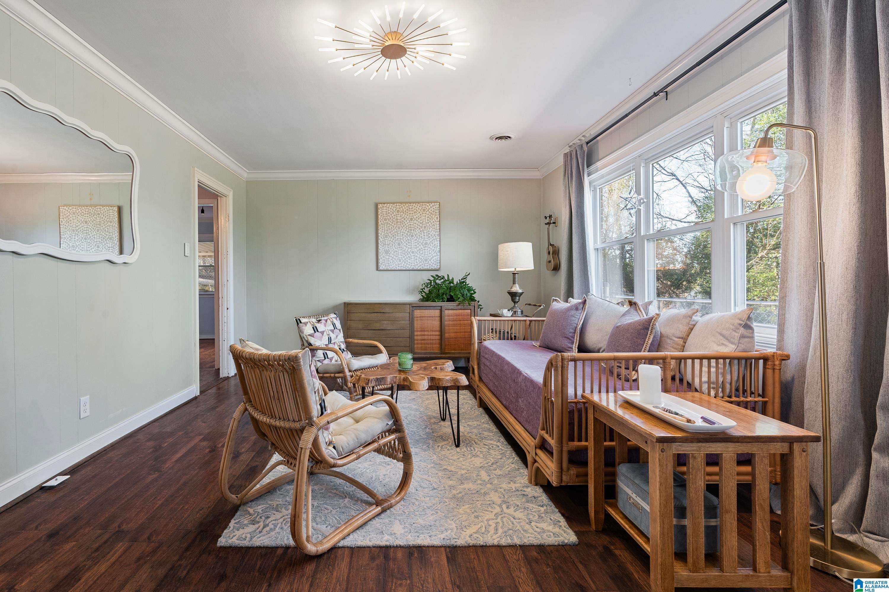 669 RIDGE TOP CIRCLE