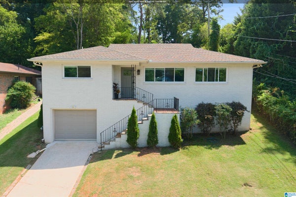 1963 4TH PL S, BIRMINGHAM, AL 35205 - Image ec68b584d2b9ab63026e170e1b4e4a02/245084560