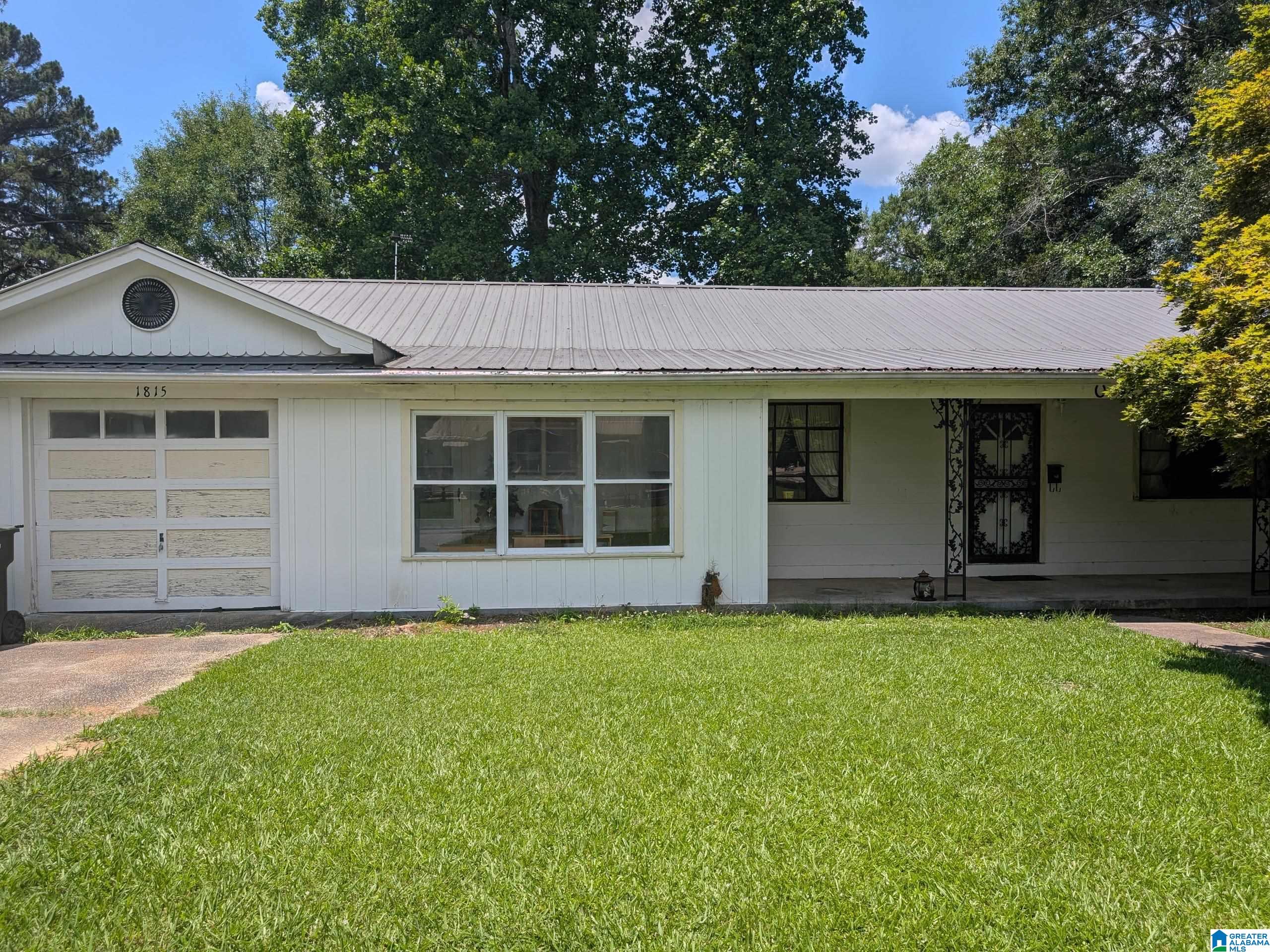 Photo 1 of 27 — 1815 GLENDALE DRIVE, CLANTON, AL 35045