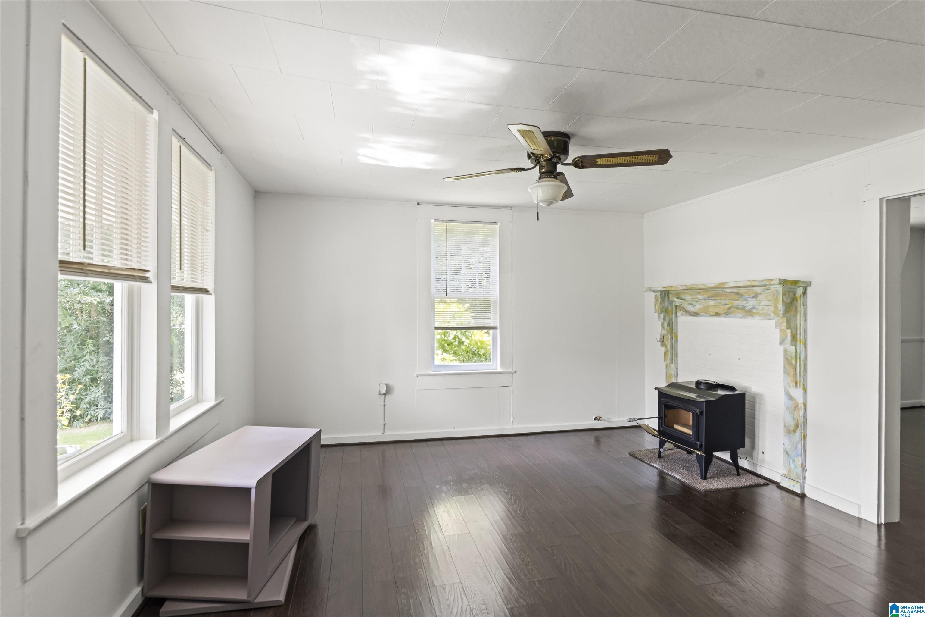 202 ALABAMA AVENUE NE