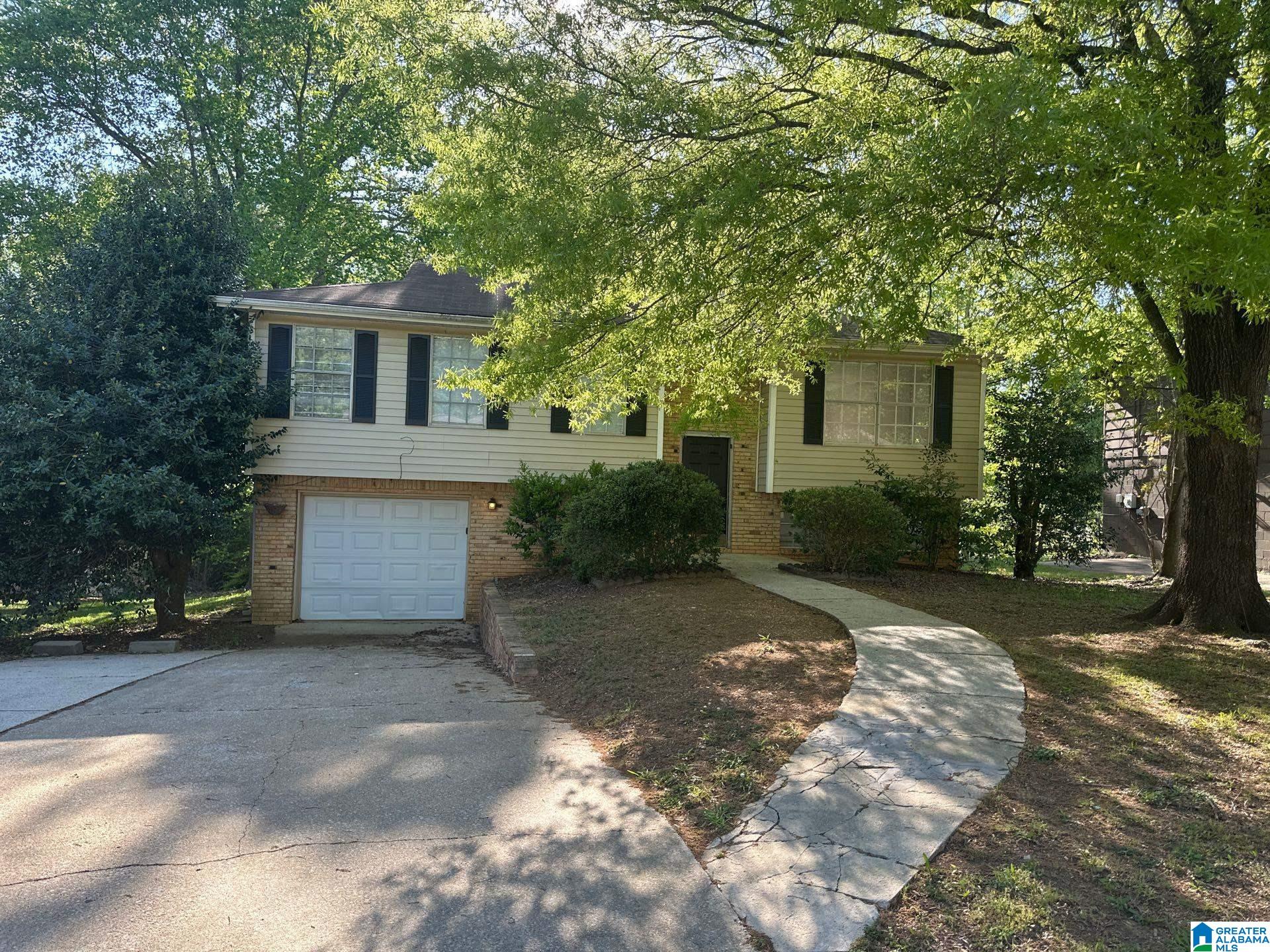 2612 SHOEMAKER DRIVE