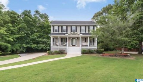 Photo of 105 Park Forest Terrace, ALABASTER, AL 35007 (MLS # 21464855)
