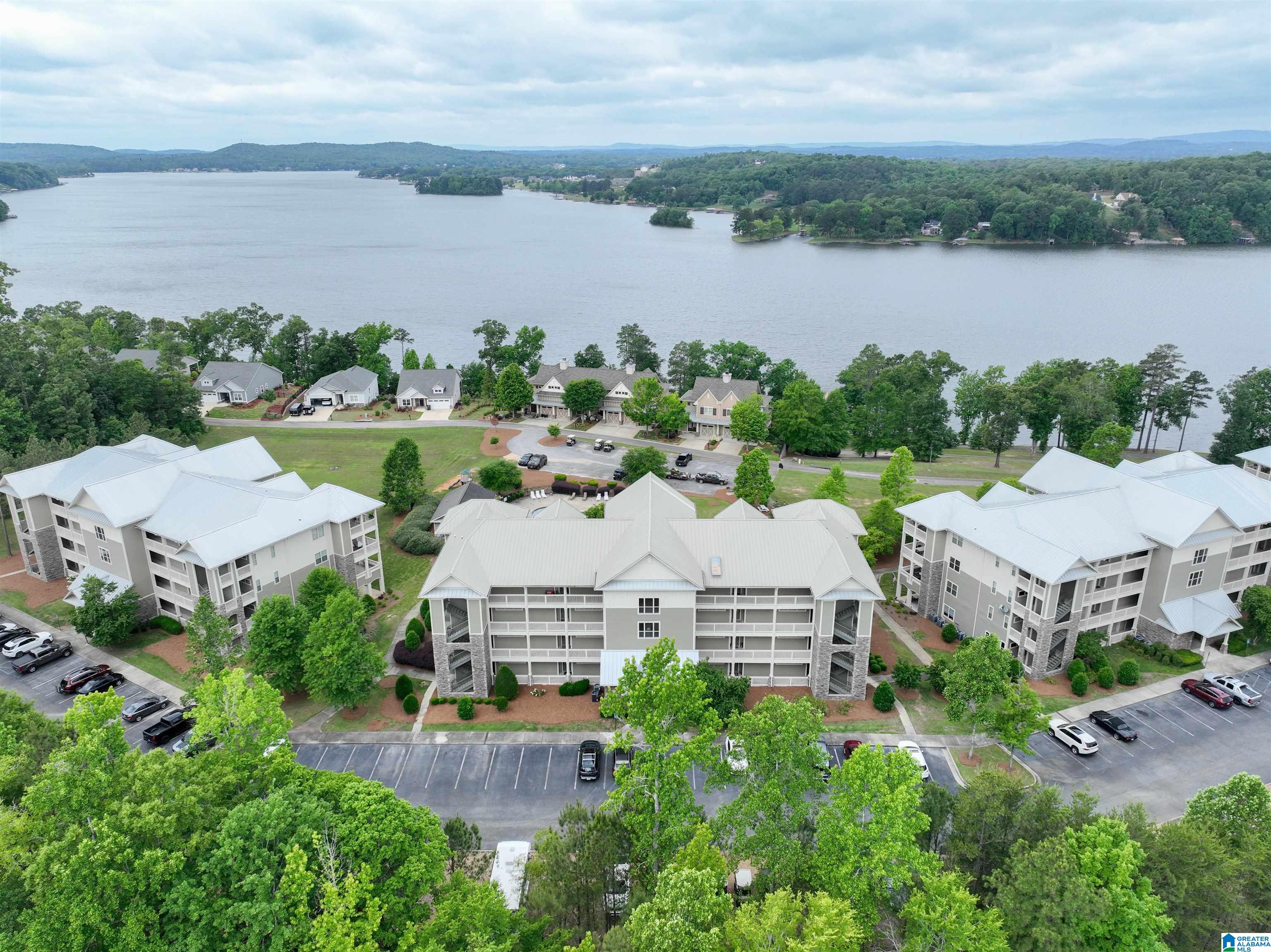 475 RIVER FOREST LANE 3420