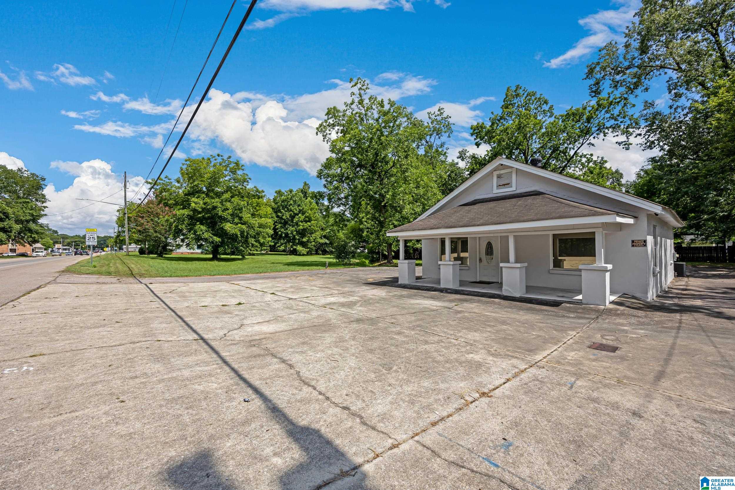 Photo 1 of 36 — 10426 HIGHWAY 25 W, CALERA, AL 35040