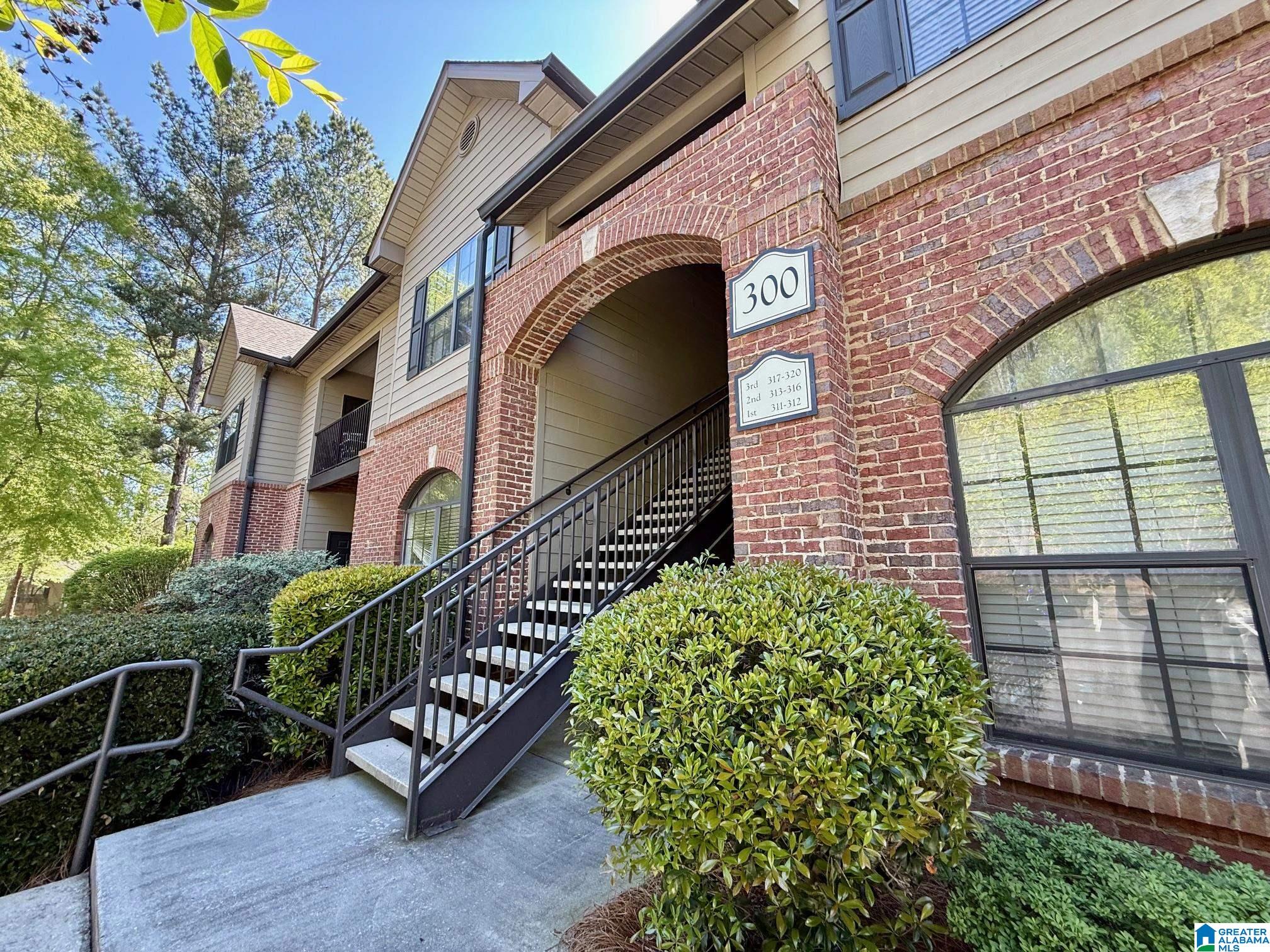 316 STERLING OAKS DRIVE 316