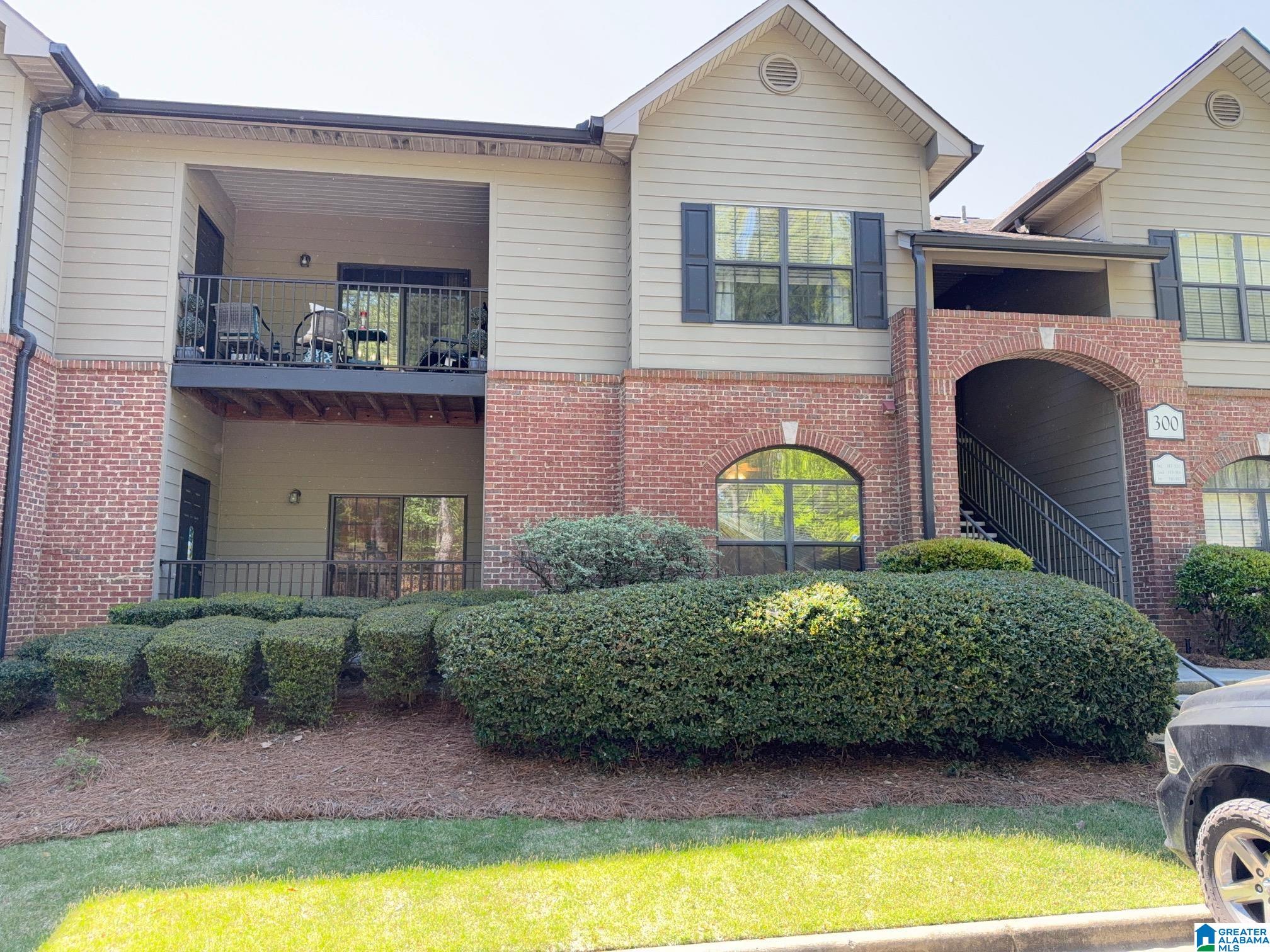 316 STERLING OAKS DRIVE 316