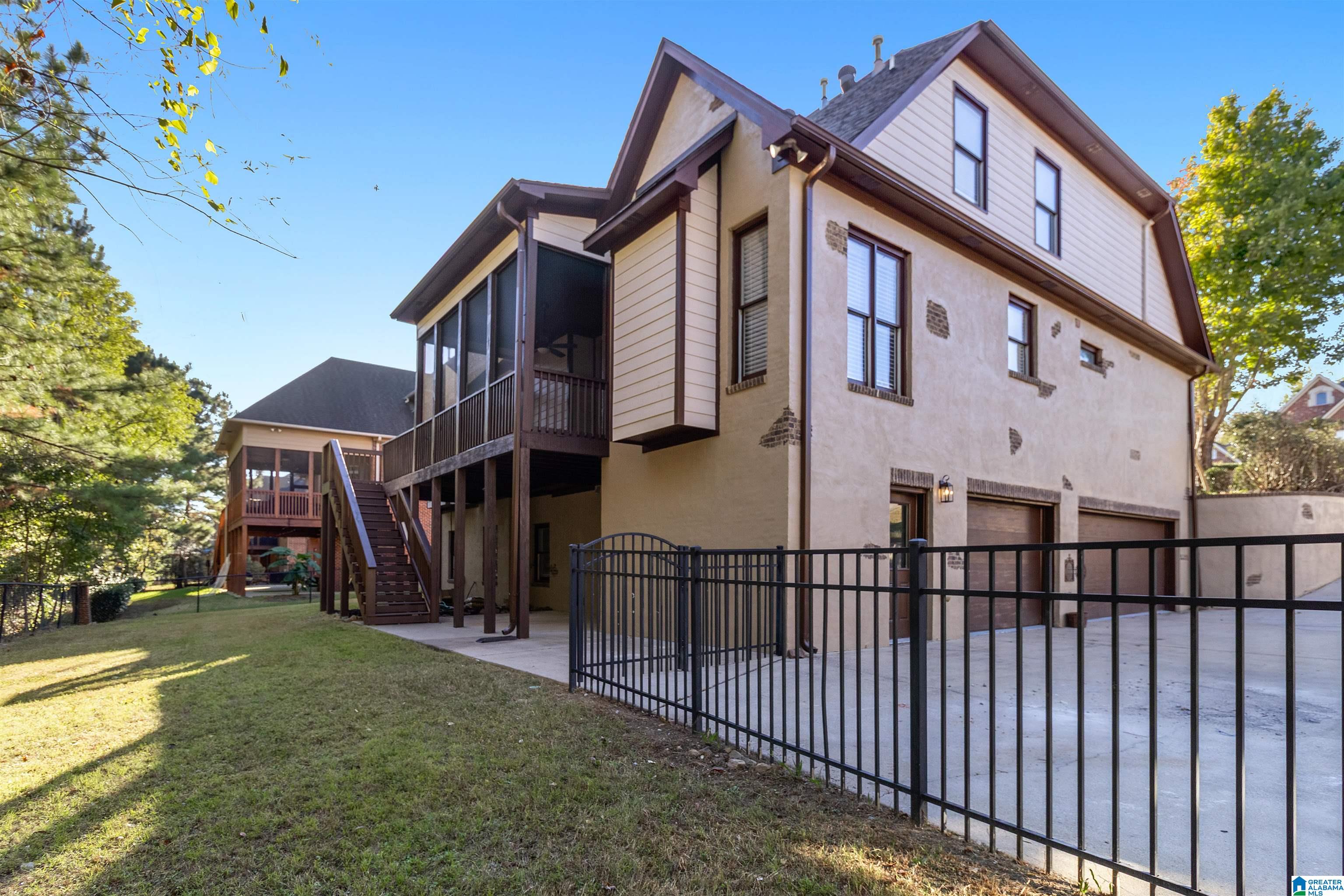 828 BALLANTRAE PARKWAY