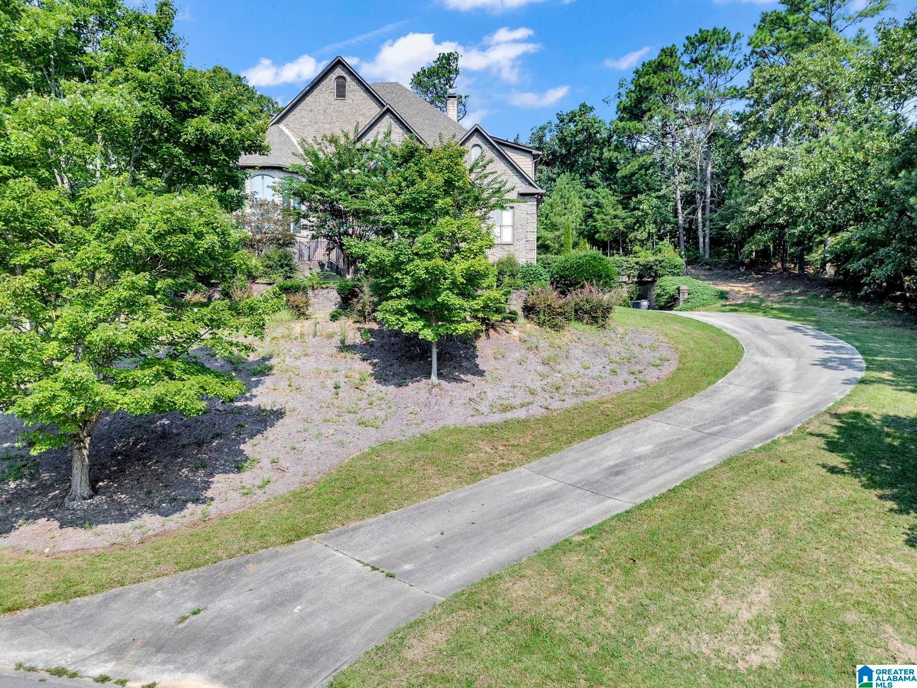 536 N LAKE COVE CIRCLE