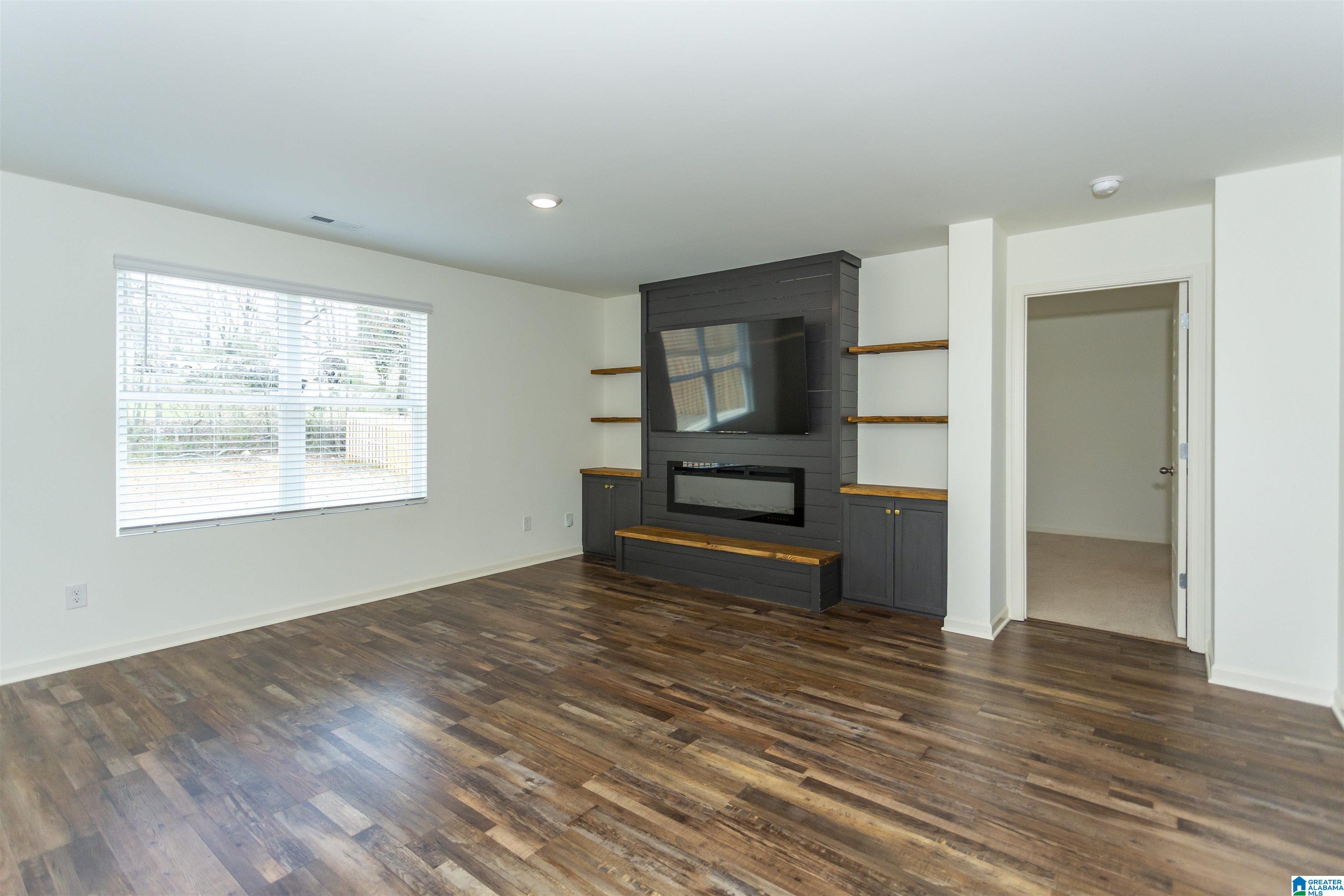 151 ARCHERS BROOK LANE