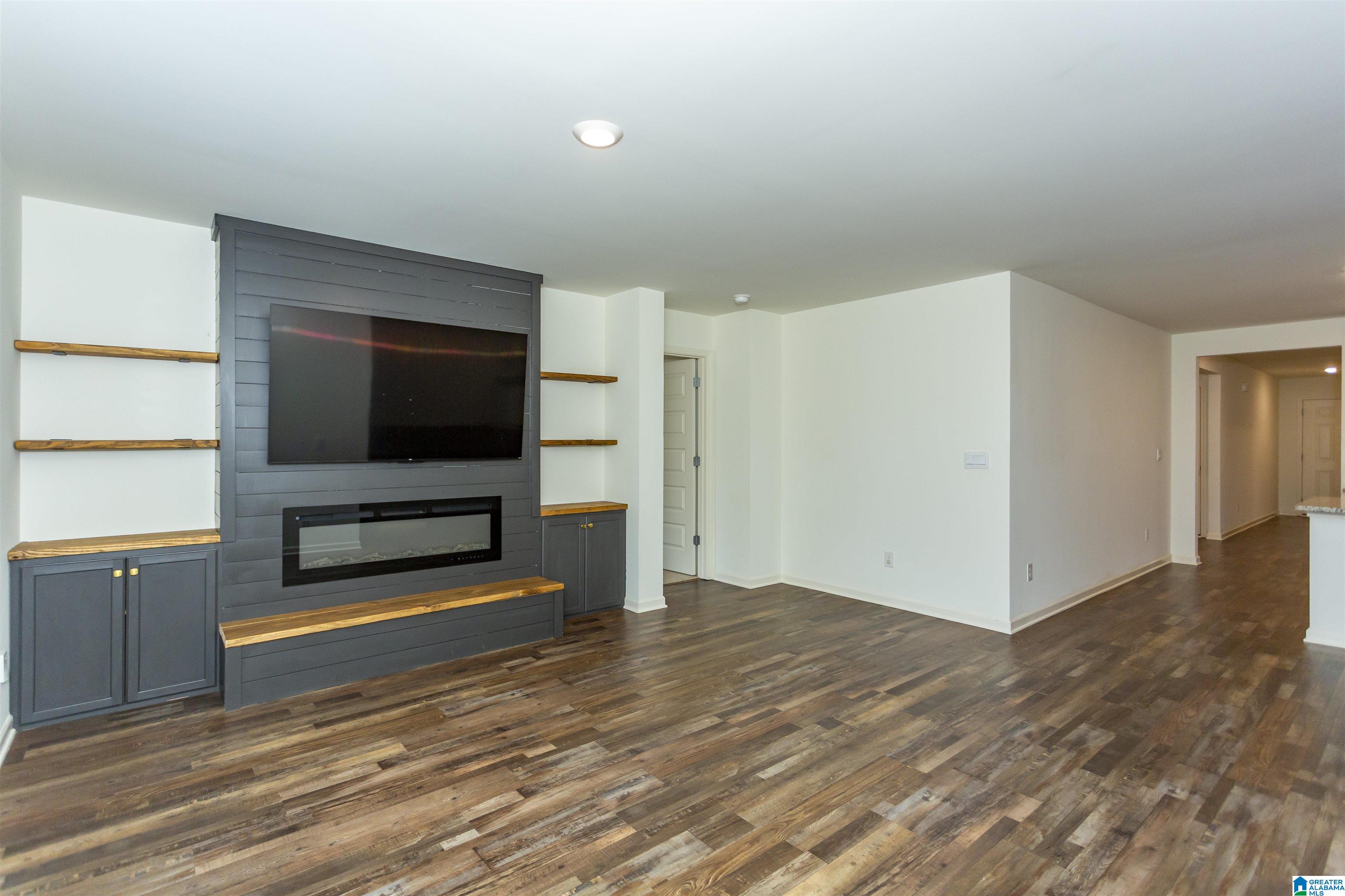 151 ARCHERS BROOK LANE