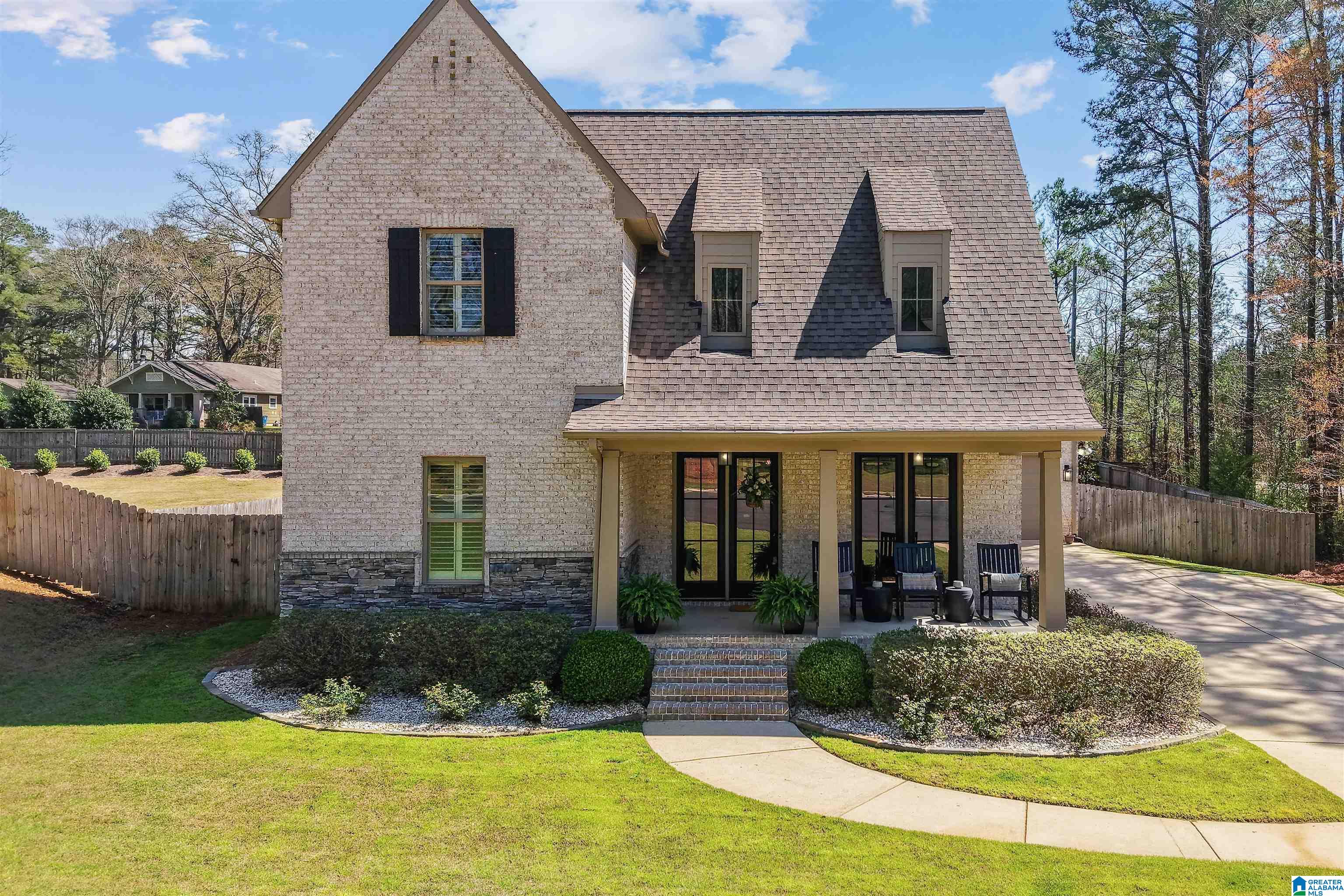 502 WILLOW BRANCH CIRCLE