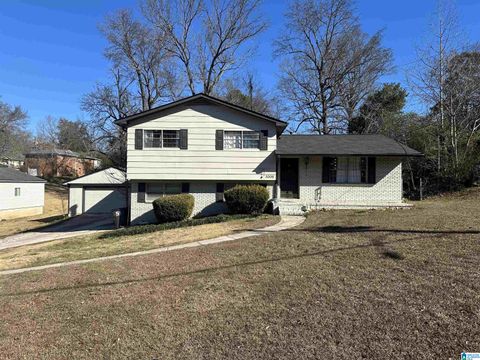 3205 WAXBERRY LANE GARDENDALE AL 35217