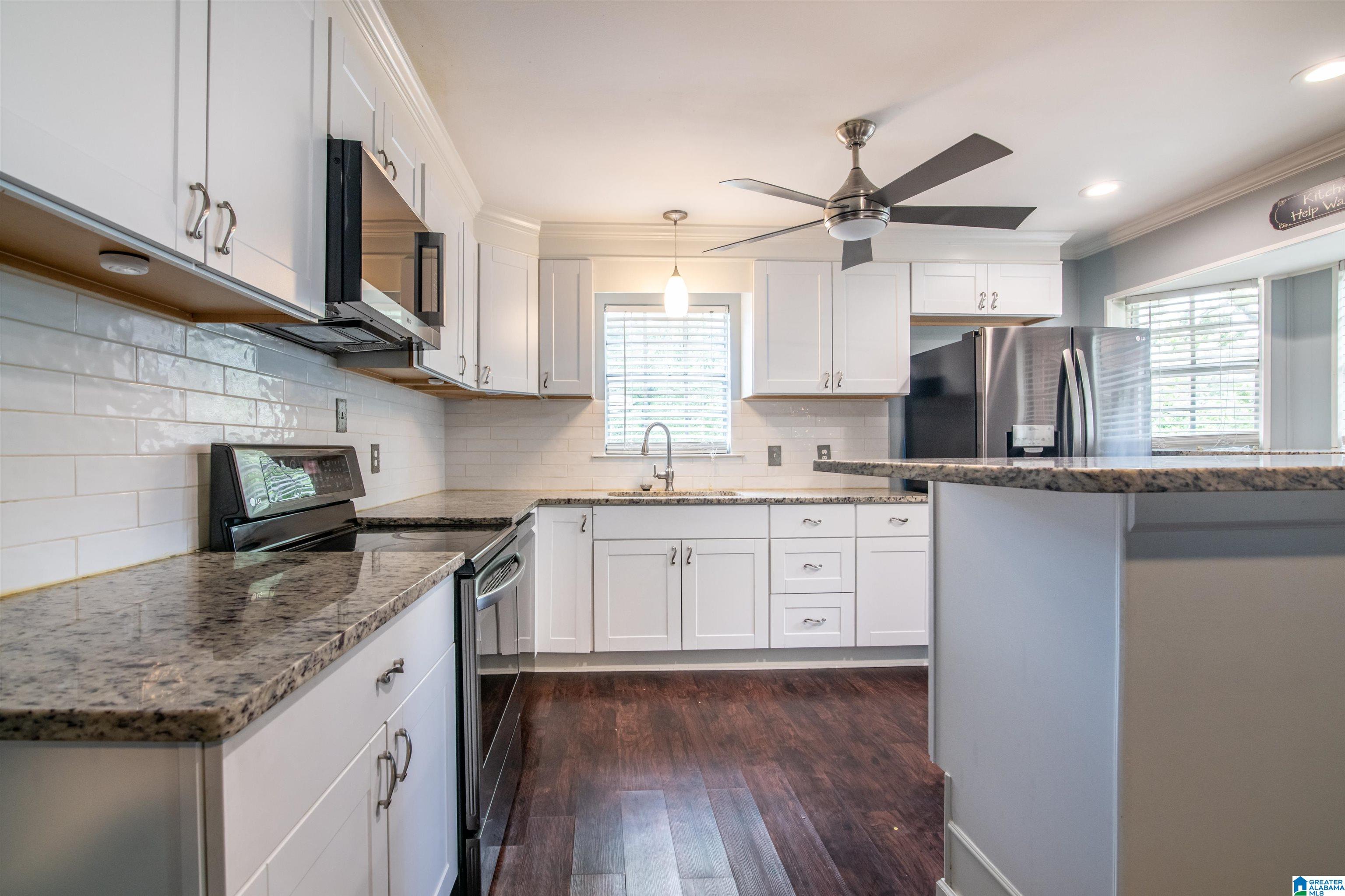 709 GLEN RIDGE DRIVE