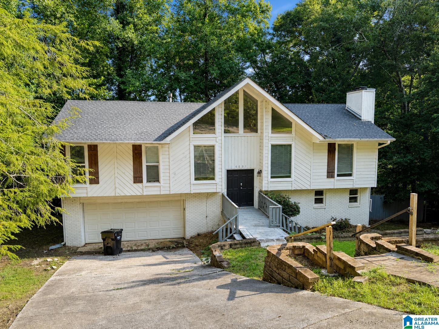 Photo 1 of 9 — 4601 SYLVANER LANE, HOOVER, AL 35244