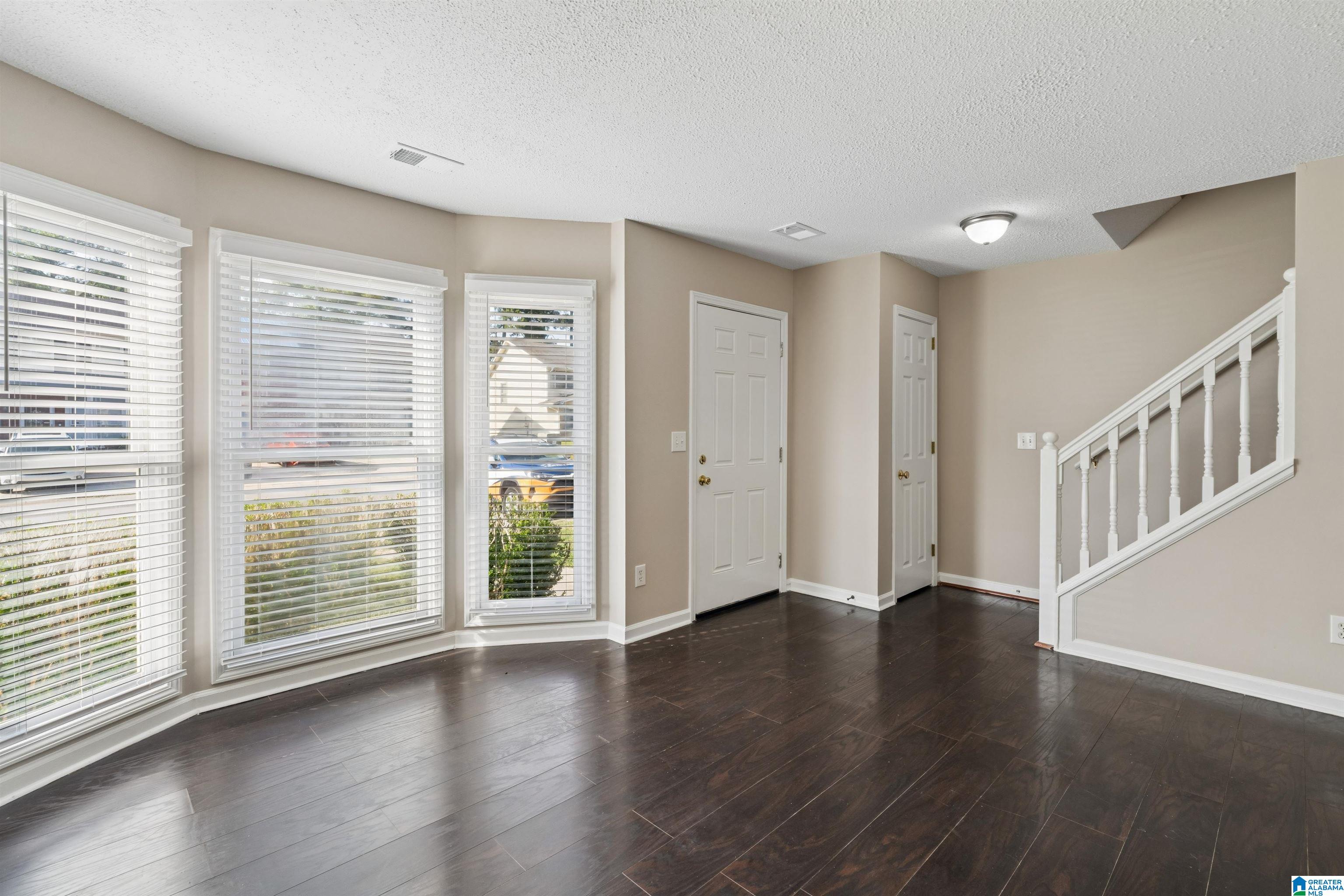 5040 FALLING CREEK LANE