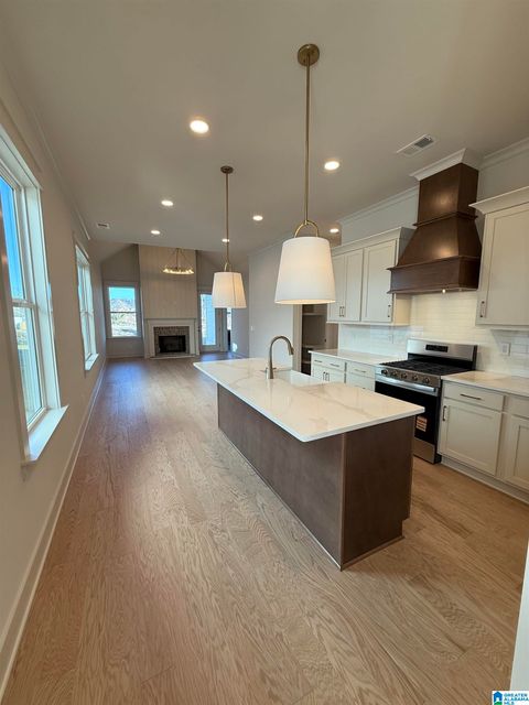 337 HUNTLEY RIDGE BEND PELHAM AL 35124