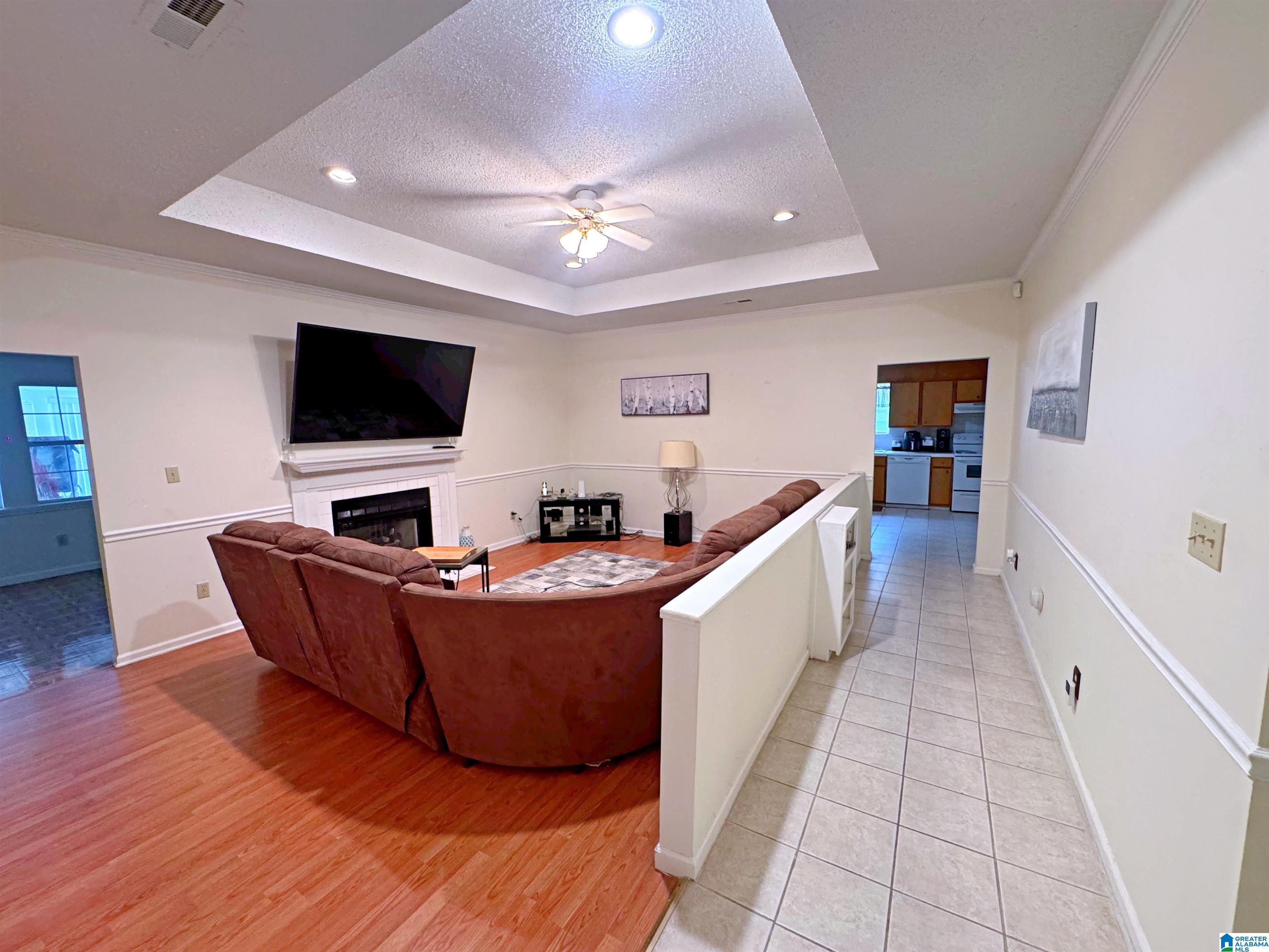 1041 NORTHWOOD DRIVE
