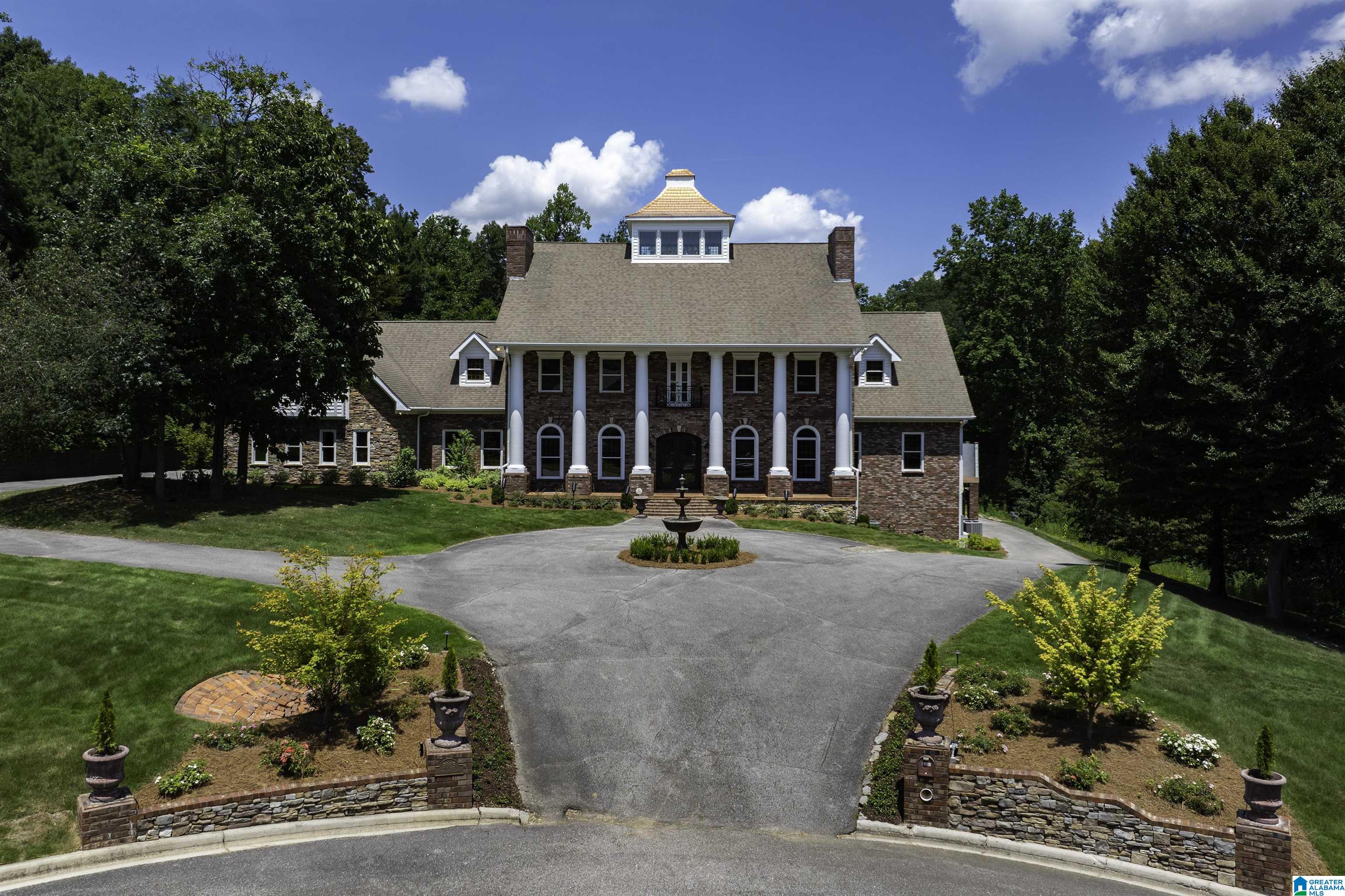 3005 OVERLOOK LANE