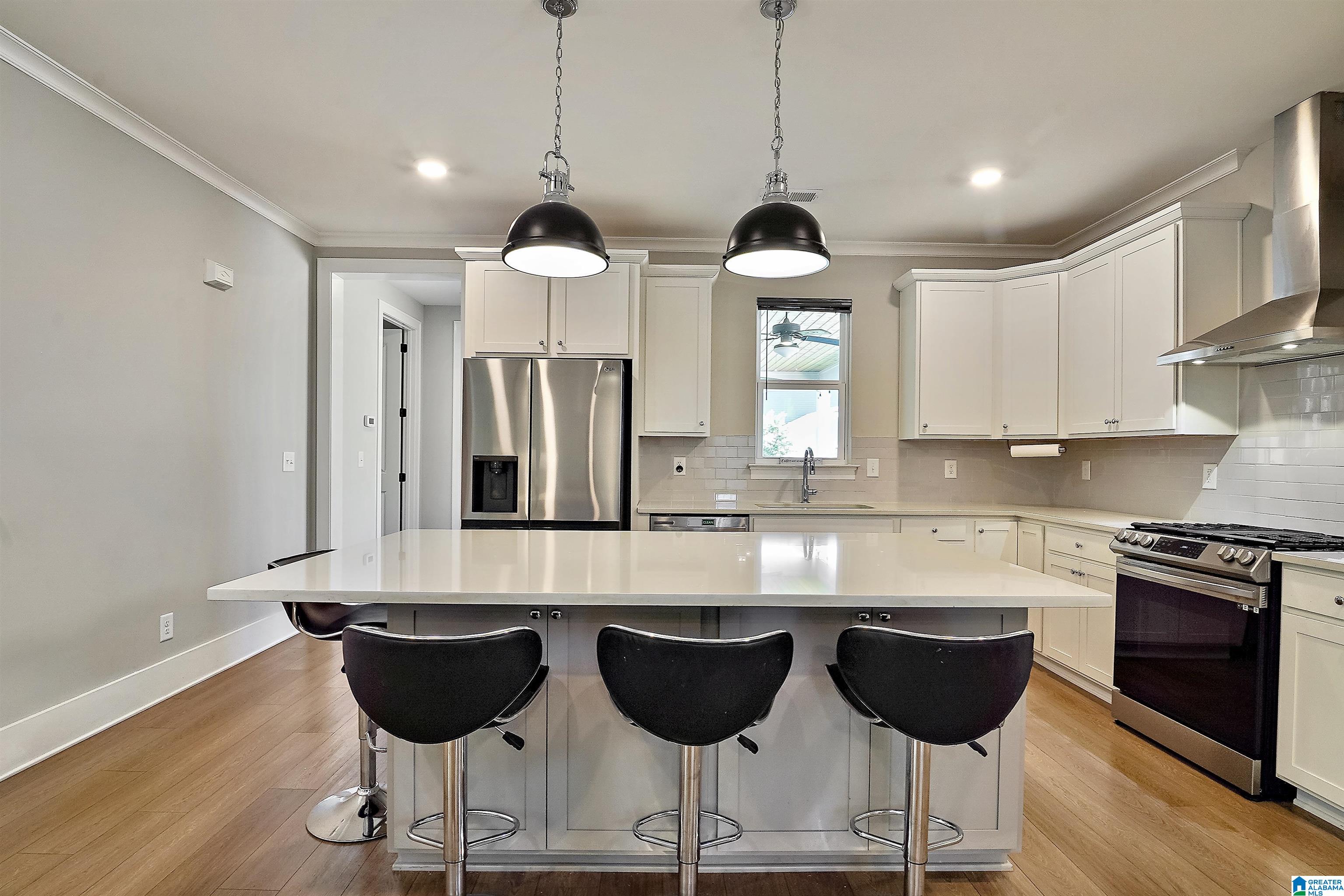1225 LILLIAN TERRACE