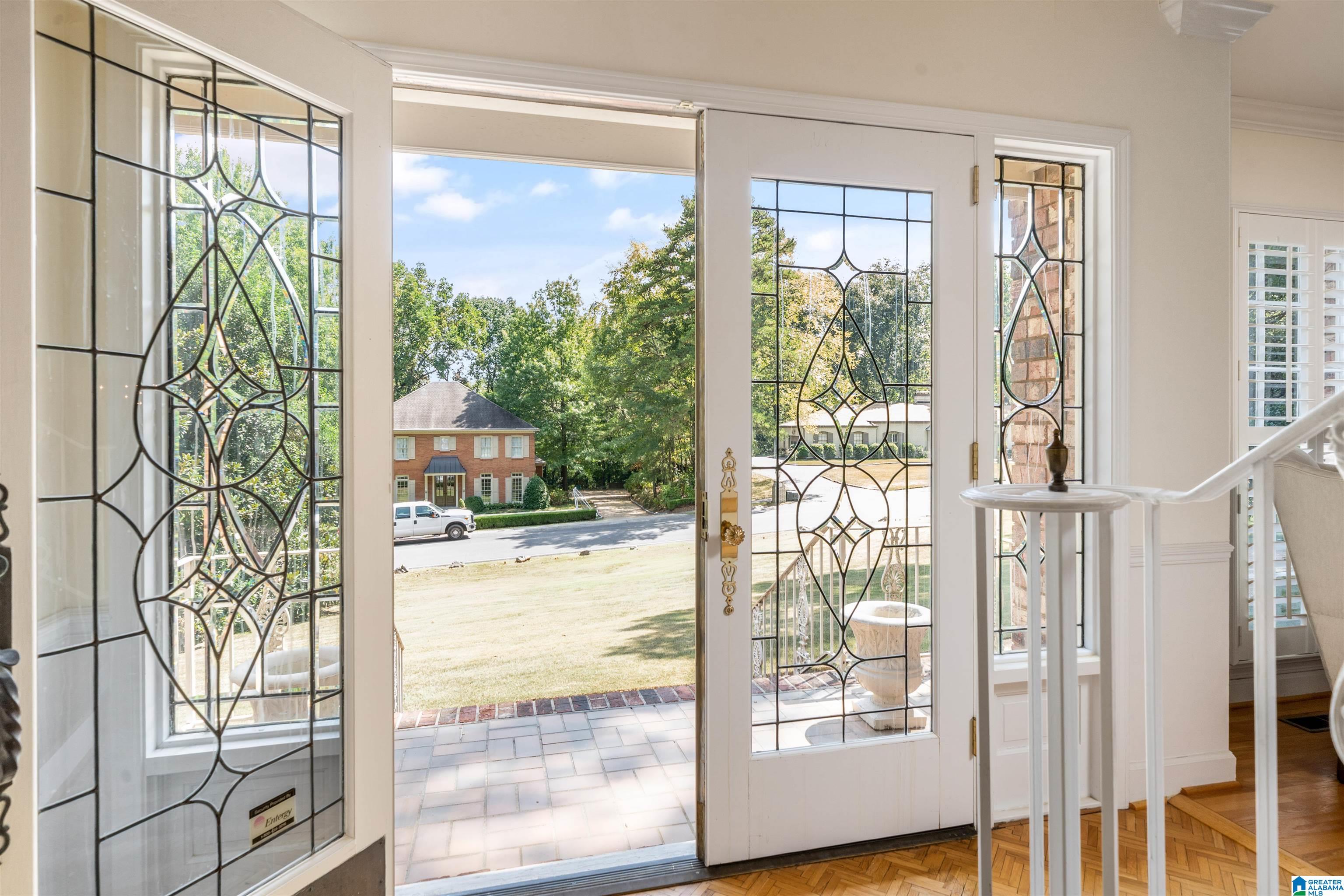 3526 BETHUNE DRIVE