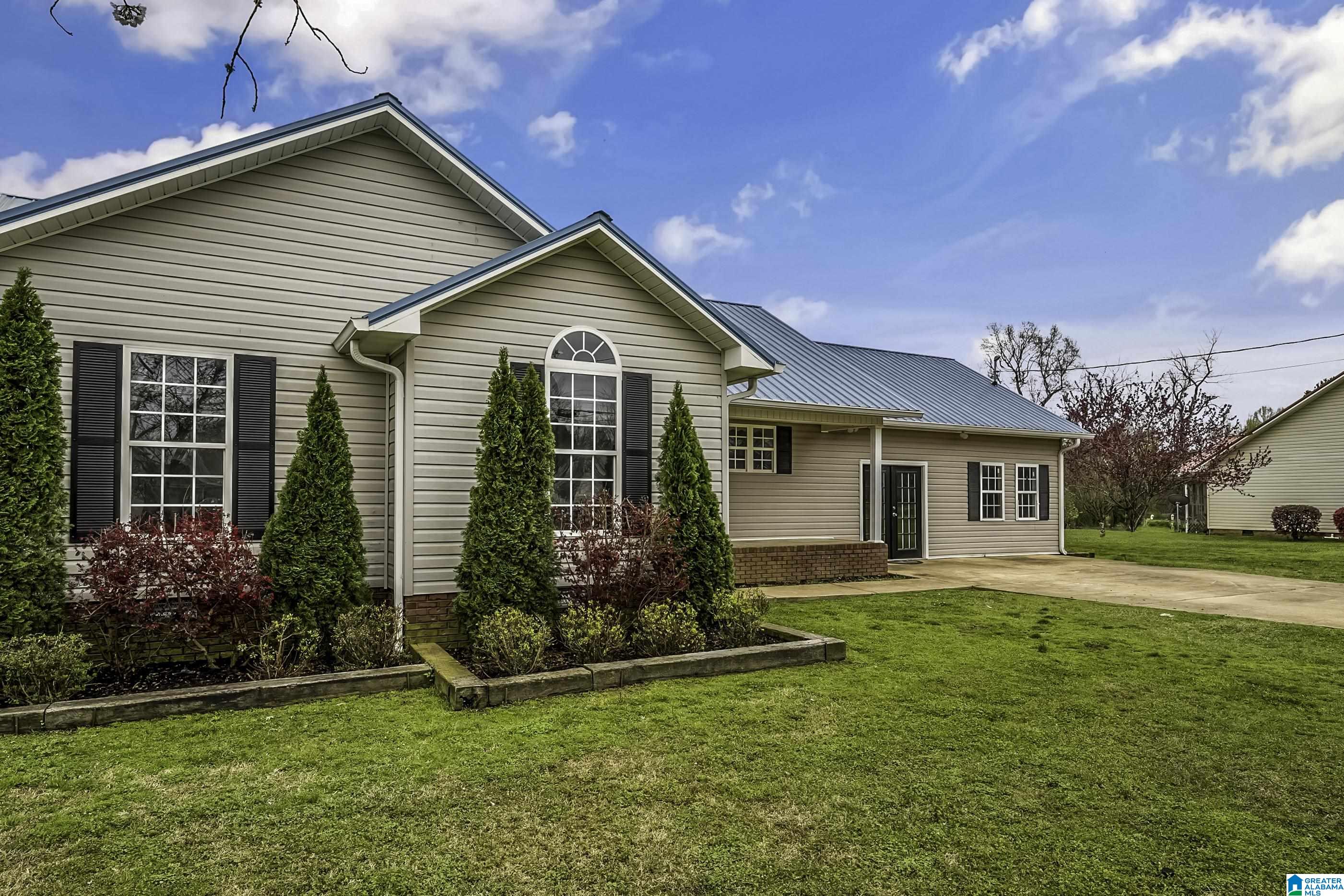 265 W WOLF ROAD