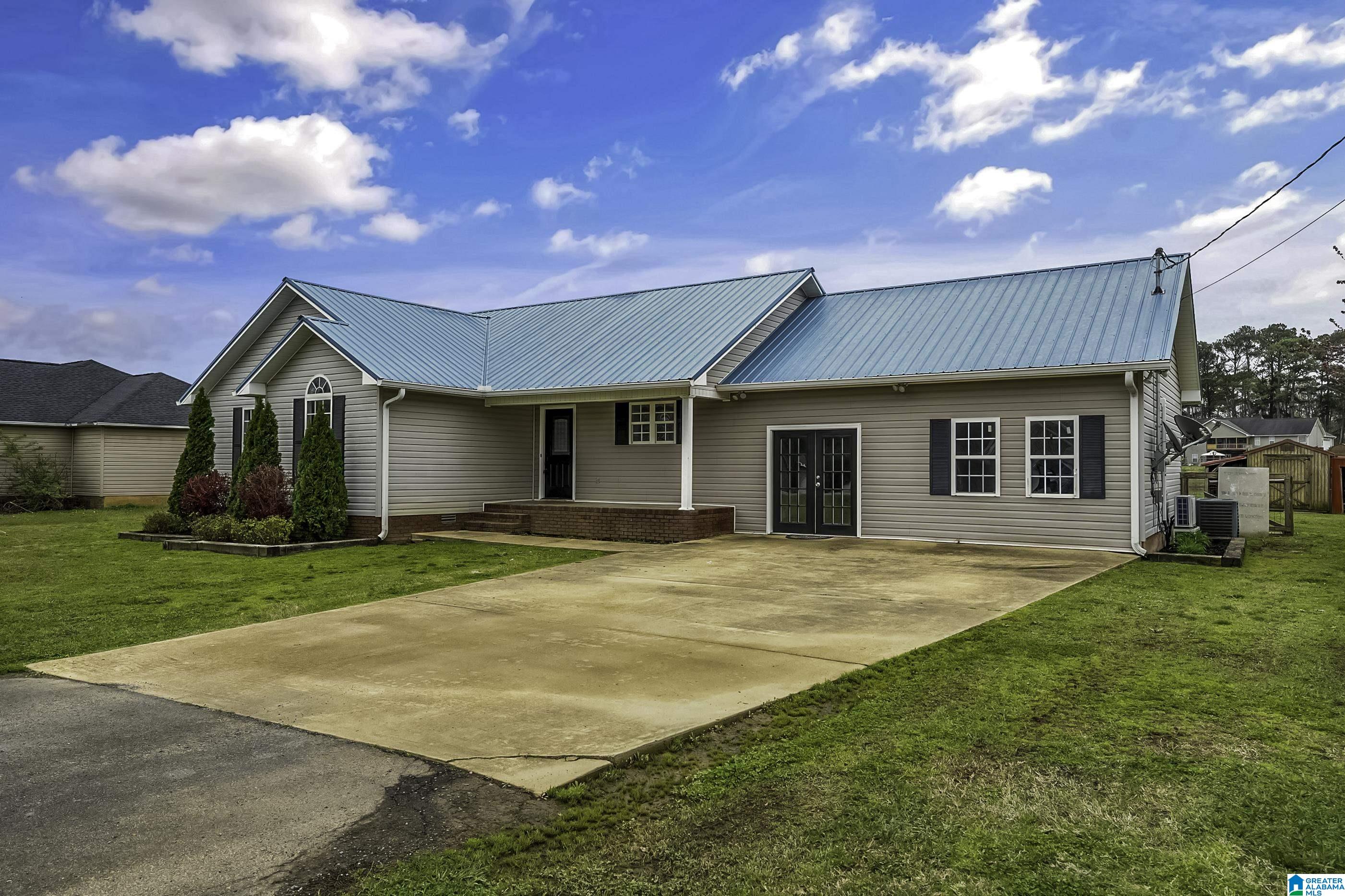 265 W WOLF ROAD