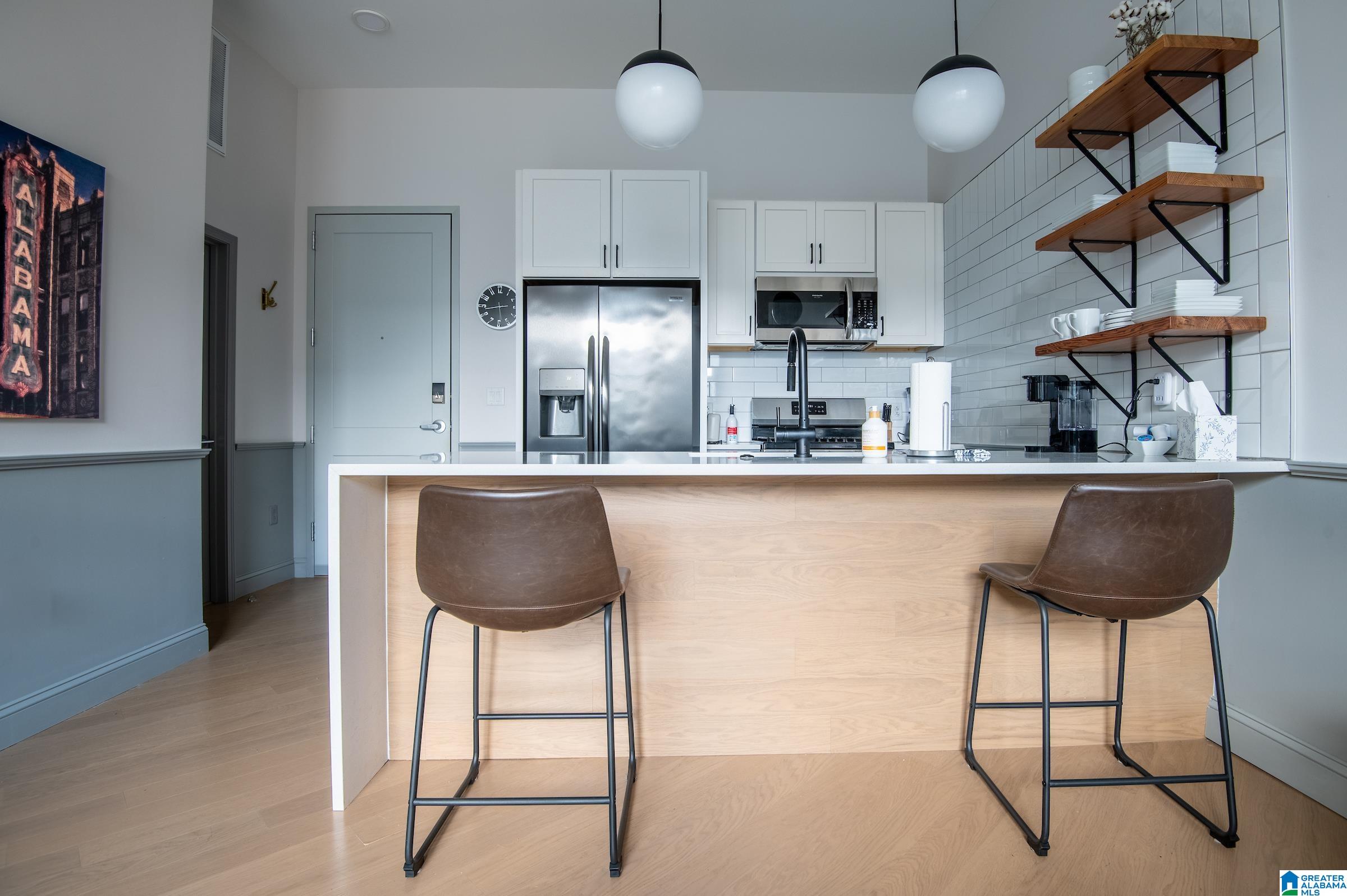 2212 MORRIS AVENUE N 418