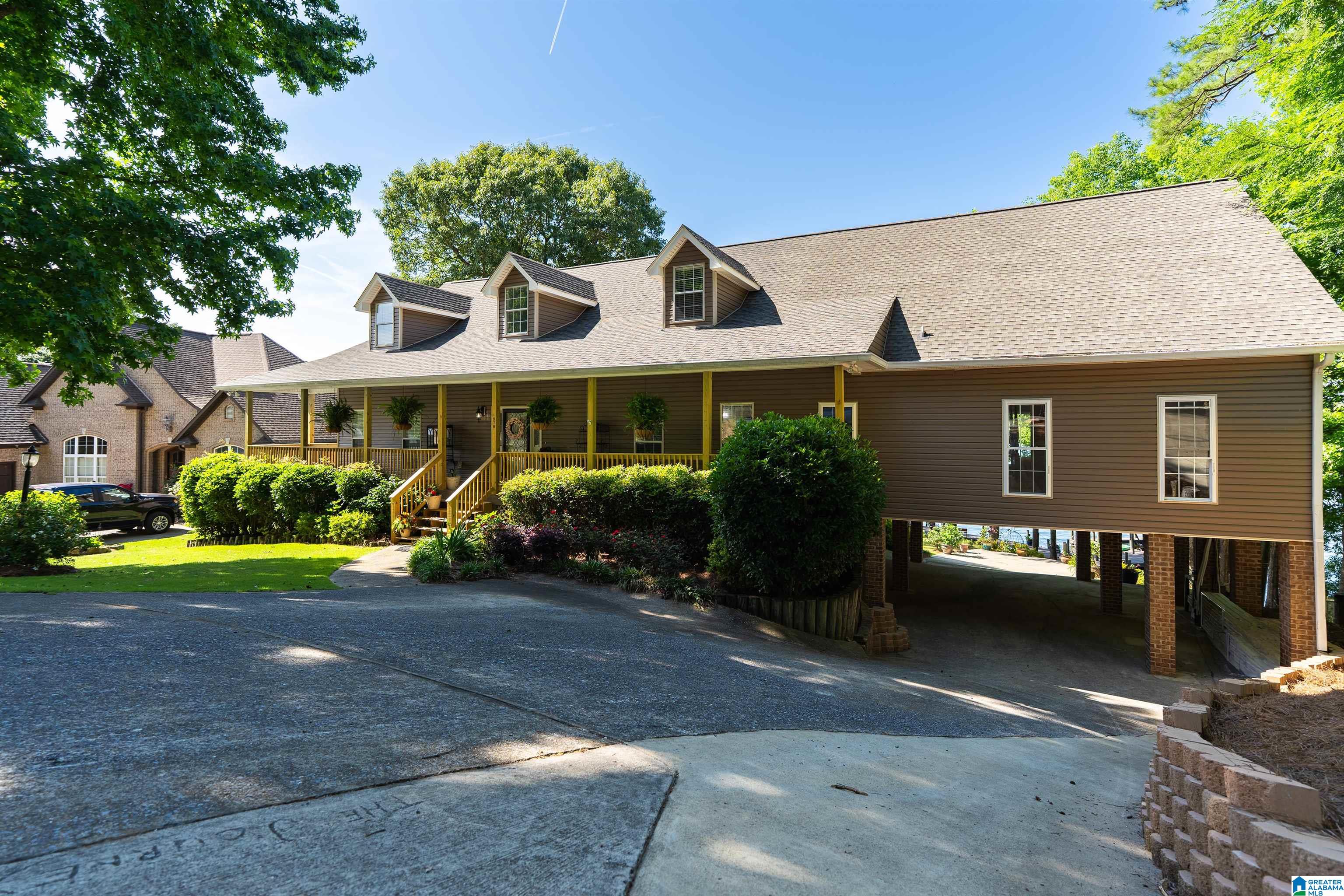 378 LAKEVIEW CIRCLE