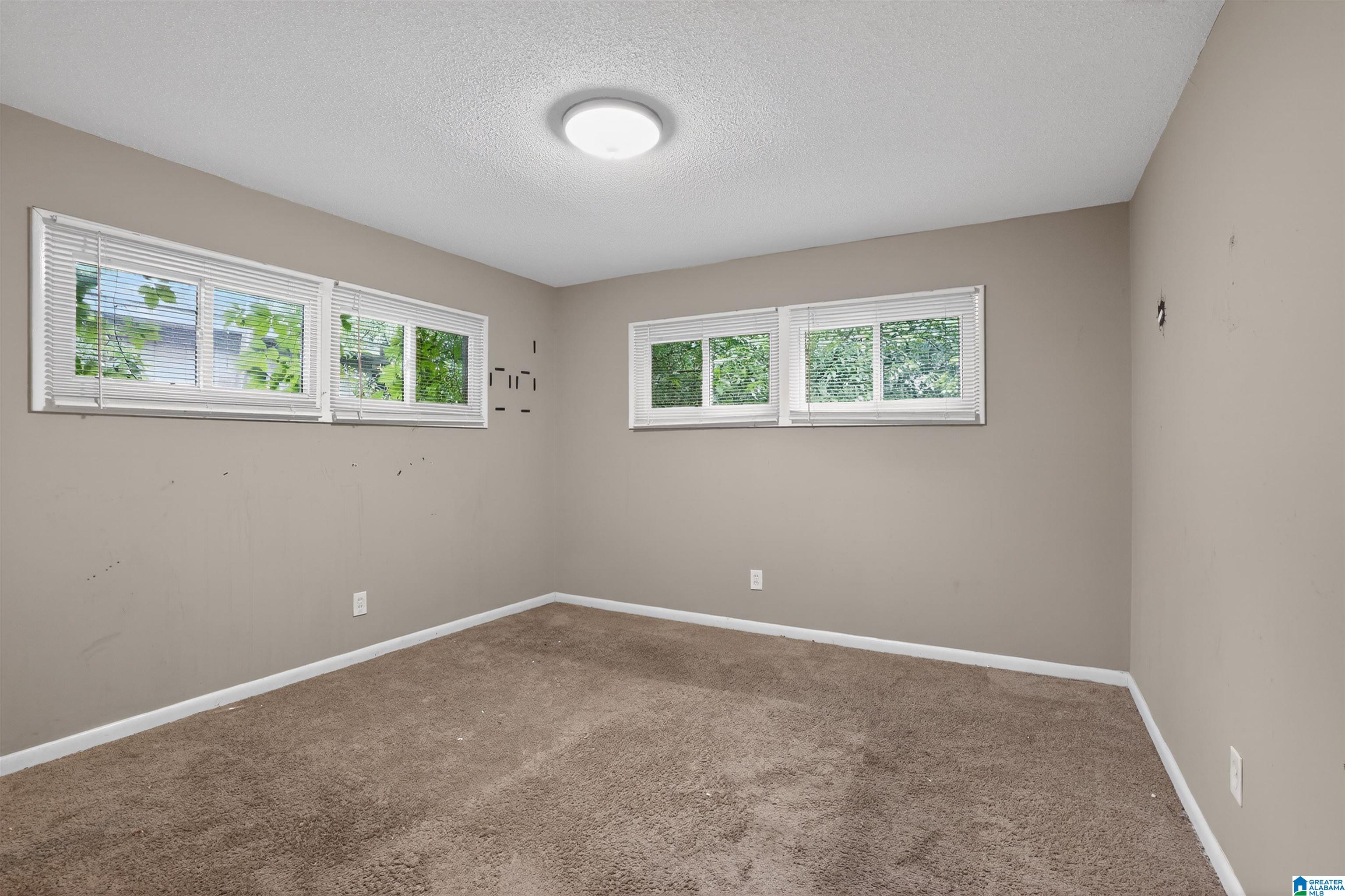408 CREST DRIVE