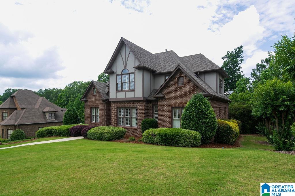 1015 EAGLE MOUNTAIN LANE