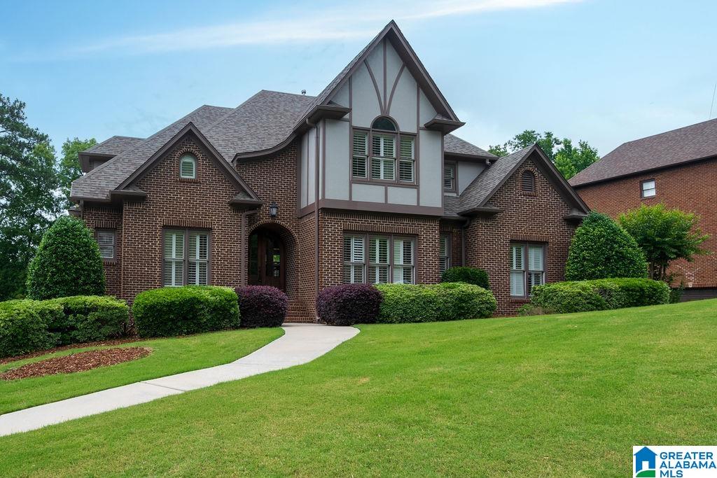 1015 EAGLE MOUNTAIN LANE