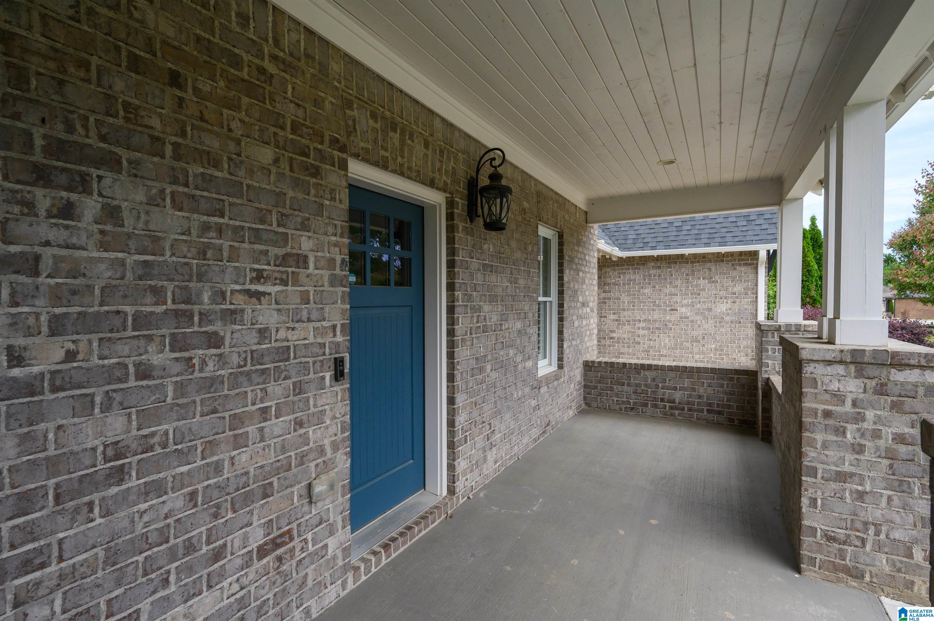 608 GLEN IRIS LANE