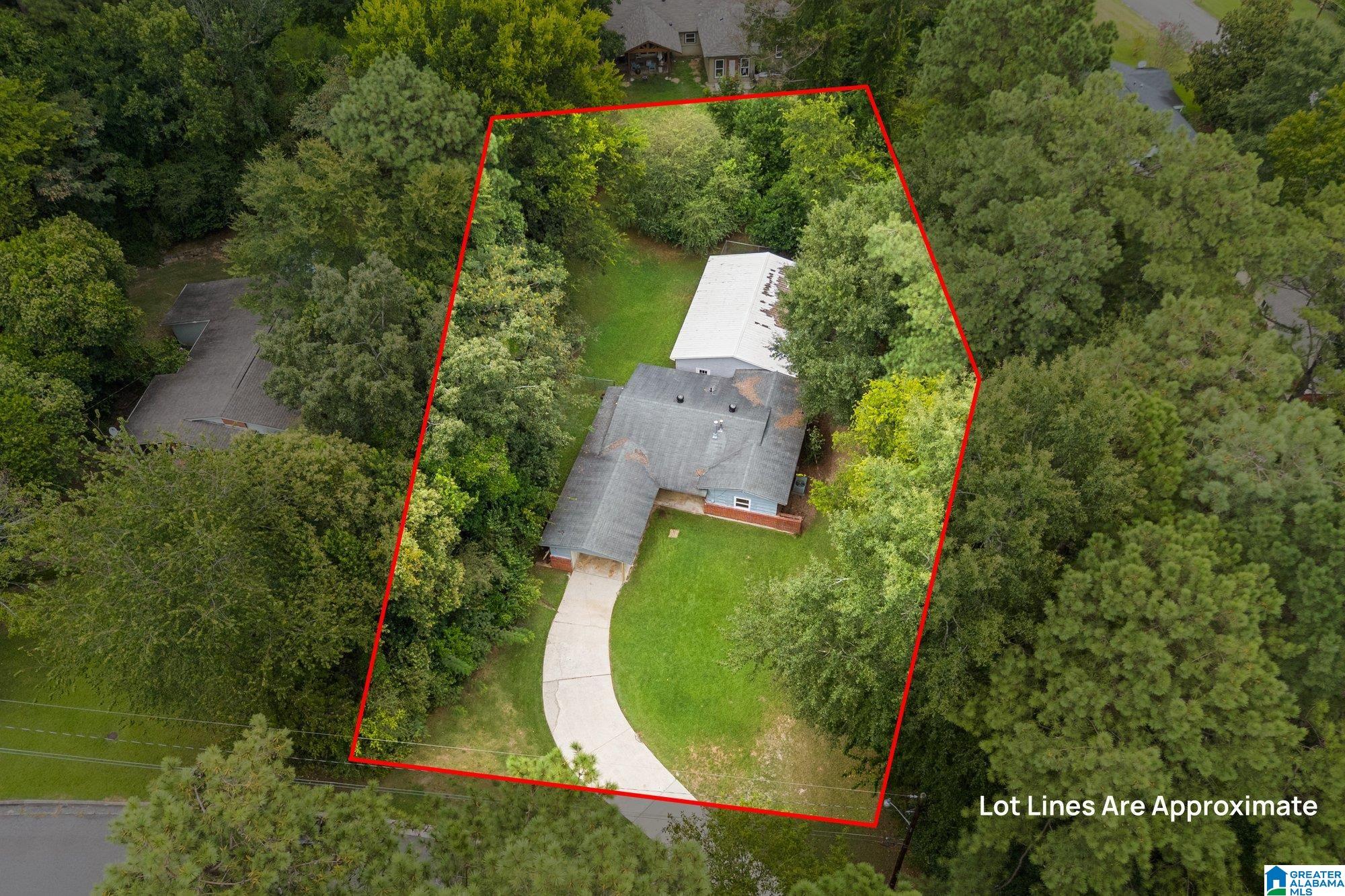 2160 LARCHMONT CIRCLE
