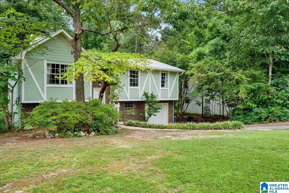 5885 CHERYL DRIVE